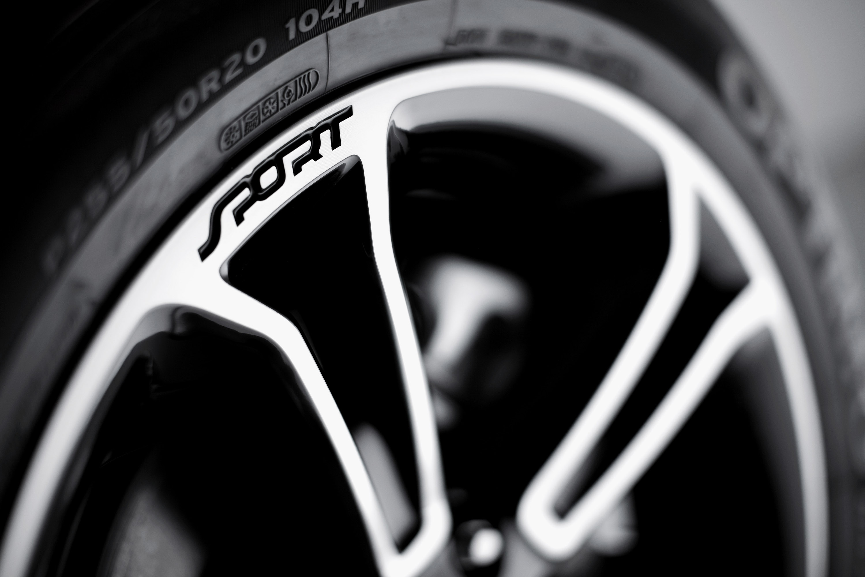 Ford Explorer Sport photo #30