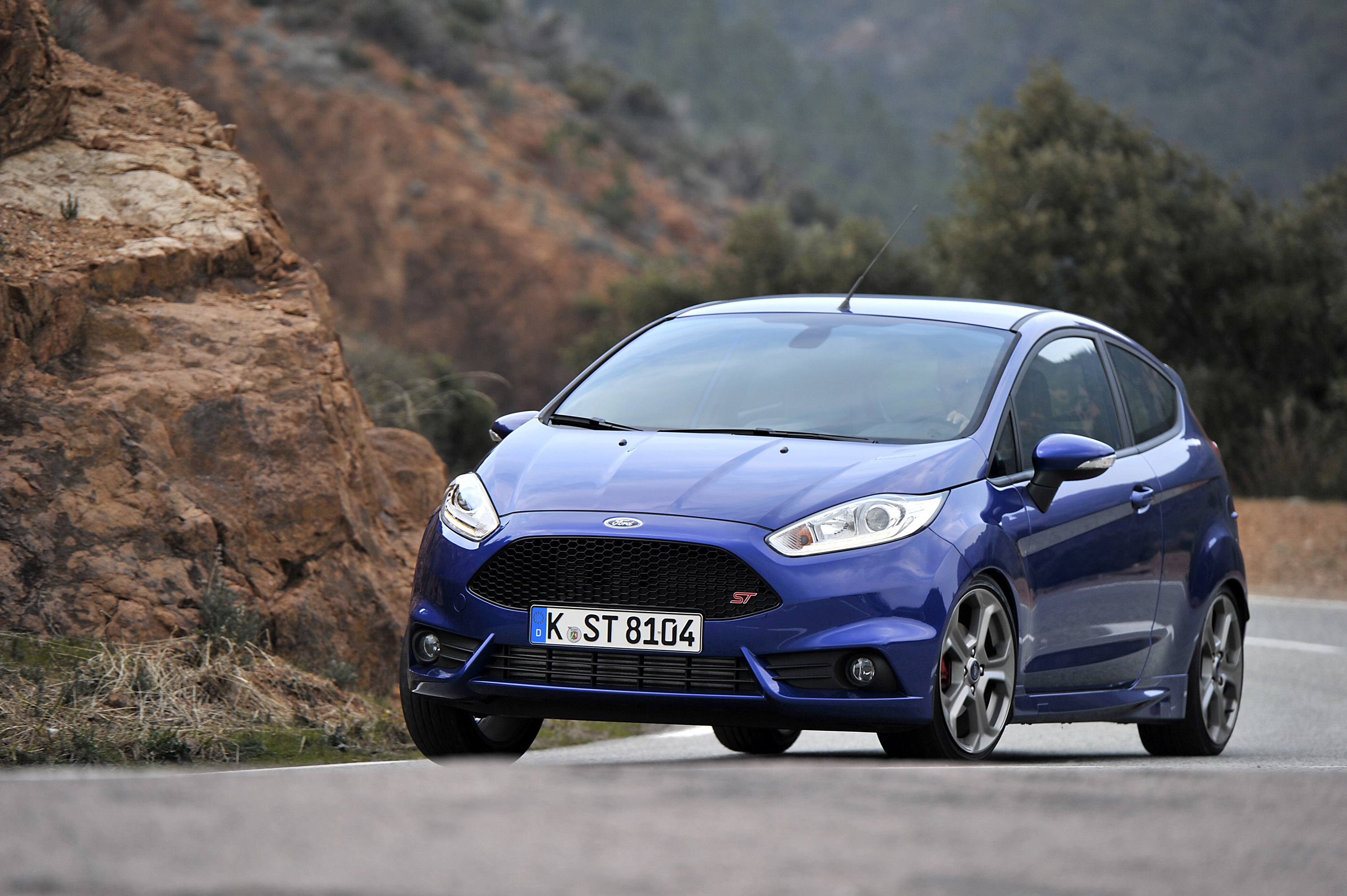 2013 Ford Fiesta St Hd Pictures Carsinvasion Com