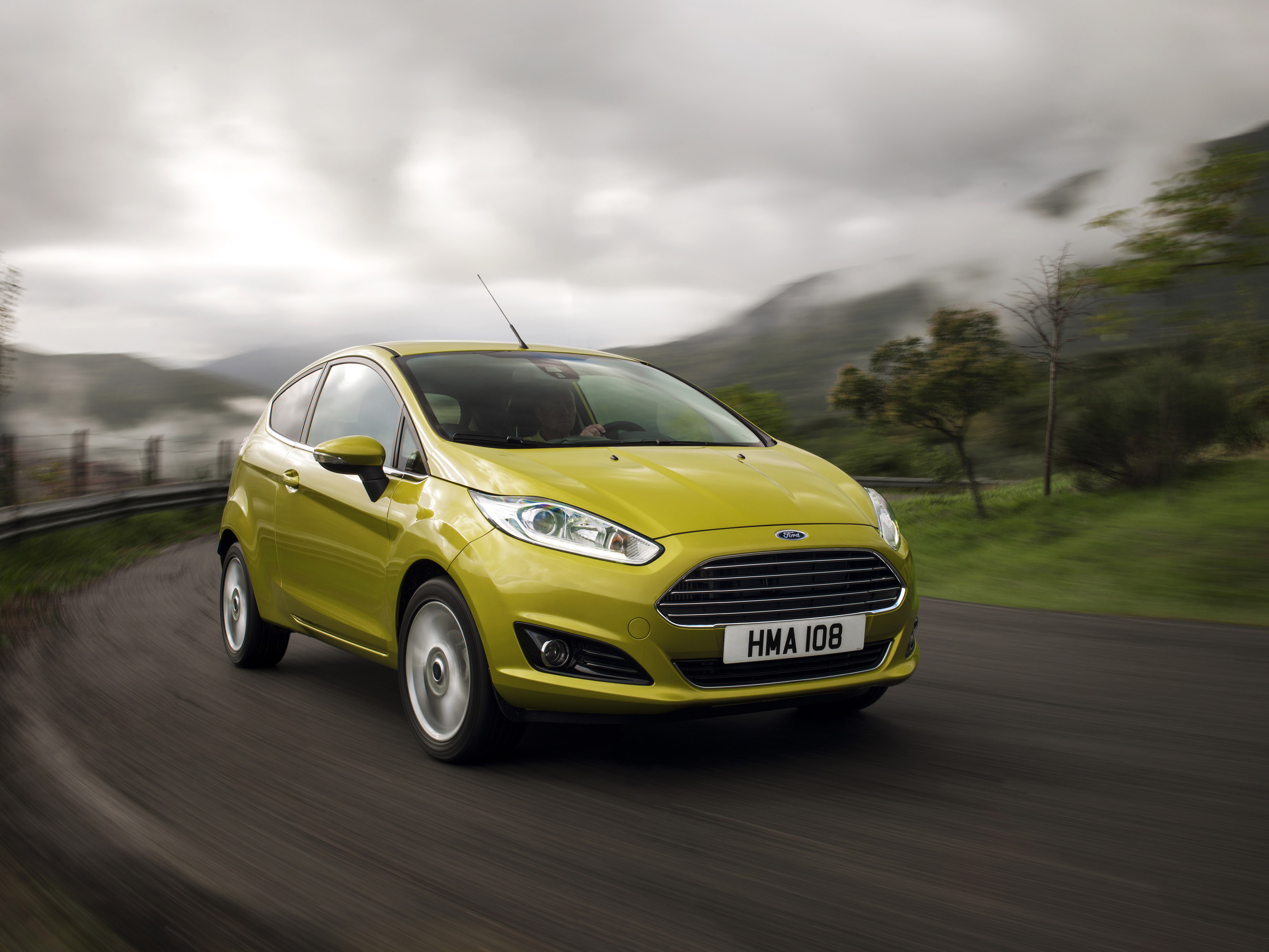 Ford Fiesta photo #2