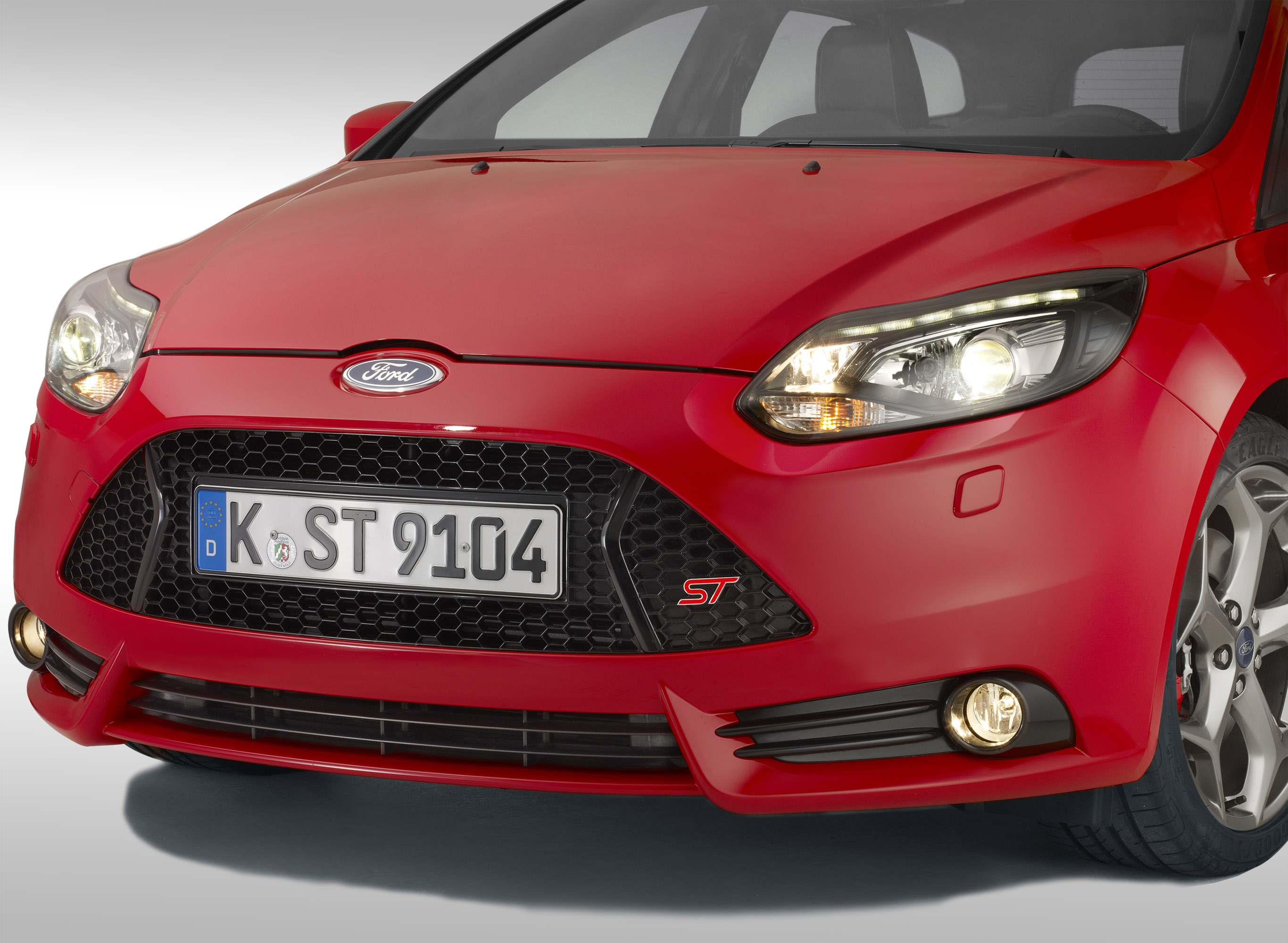 Ford Focus ST photo #16