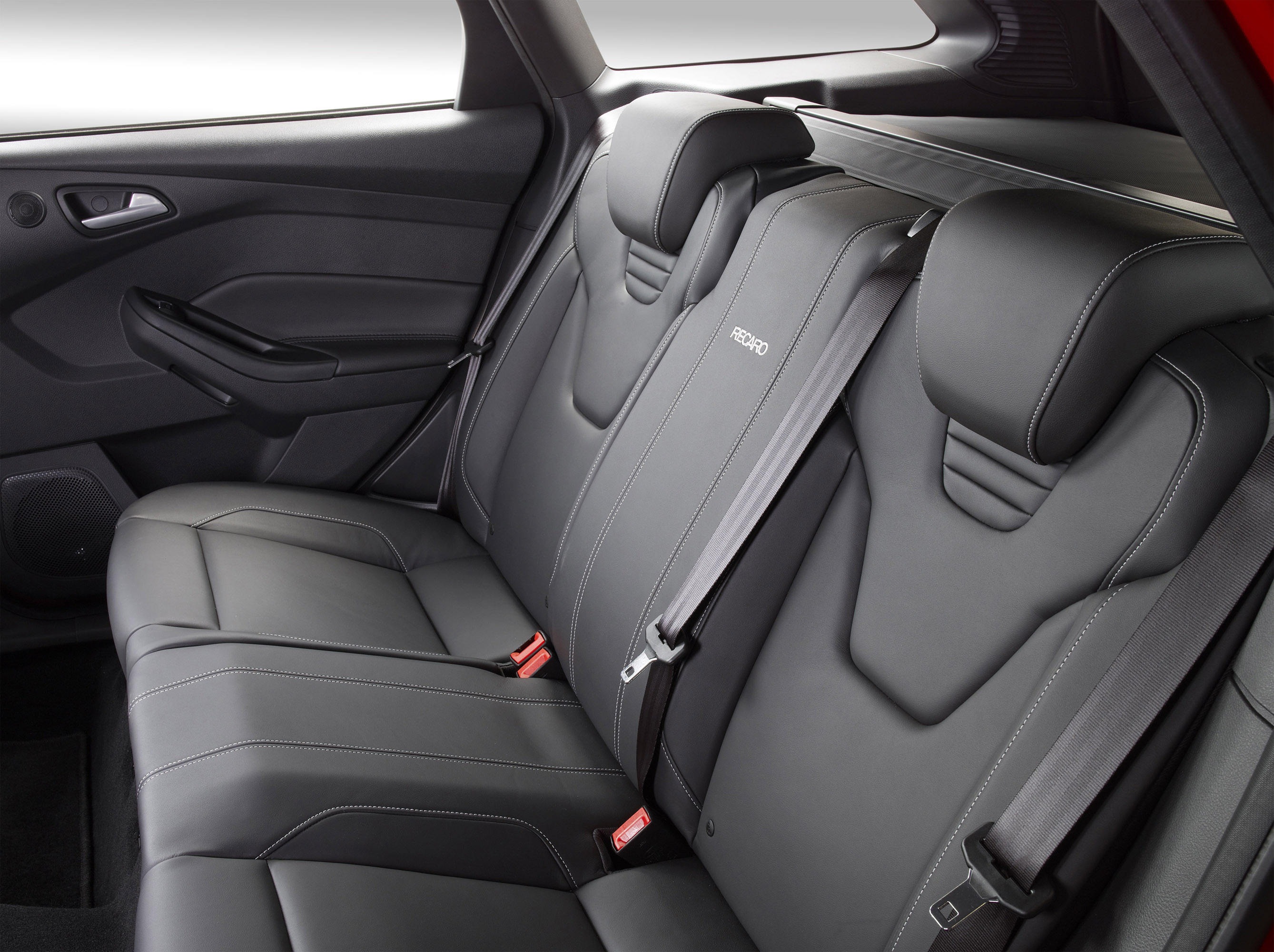 Ford Focus ST photo #23