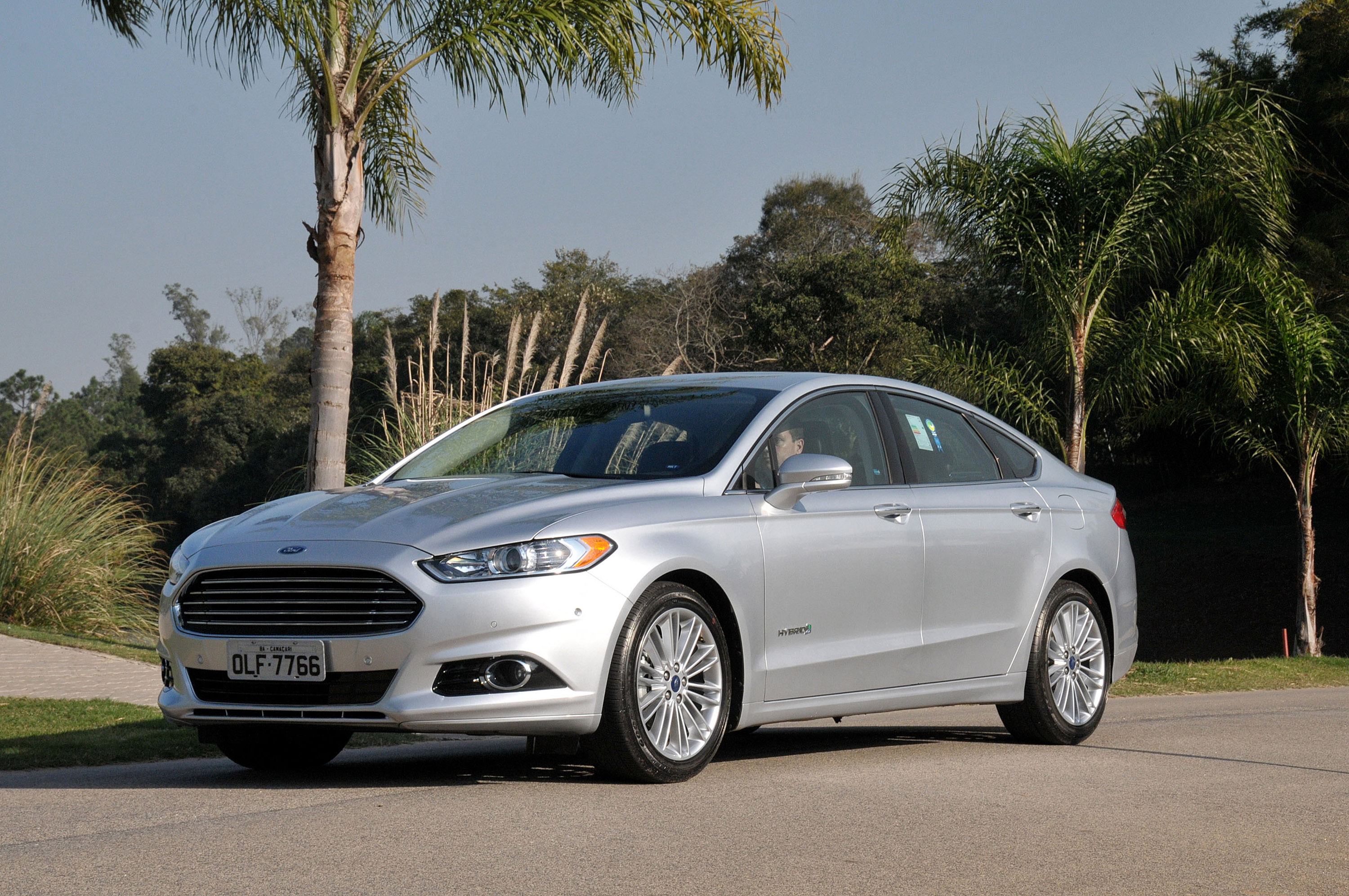 Ford Fusion Hybrid photo #6