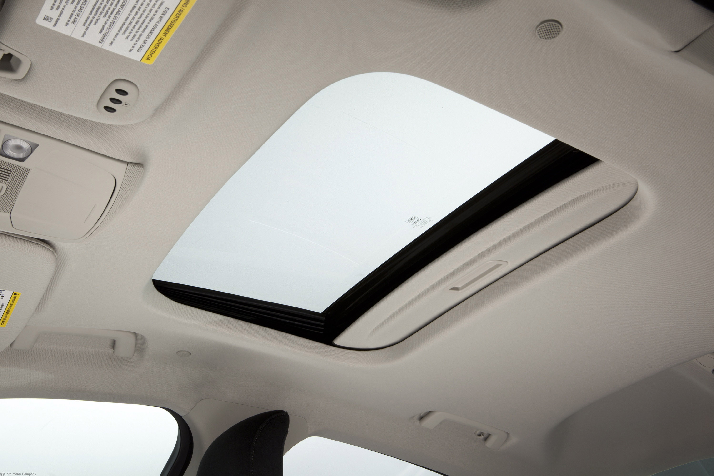 Ford Fusion Hybrid photo #21