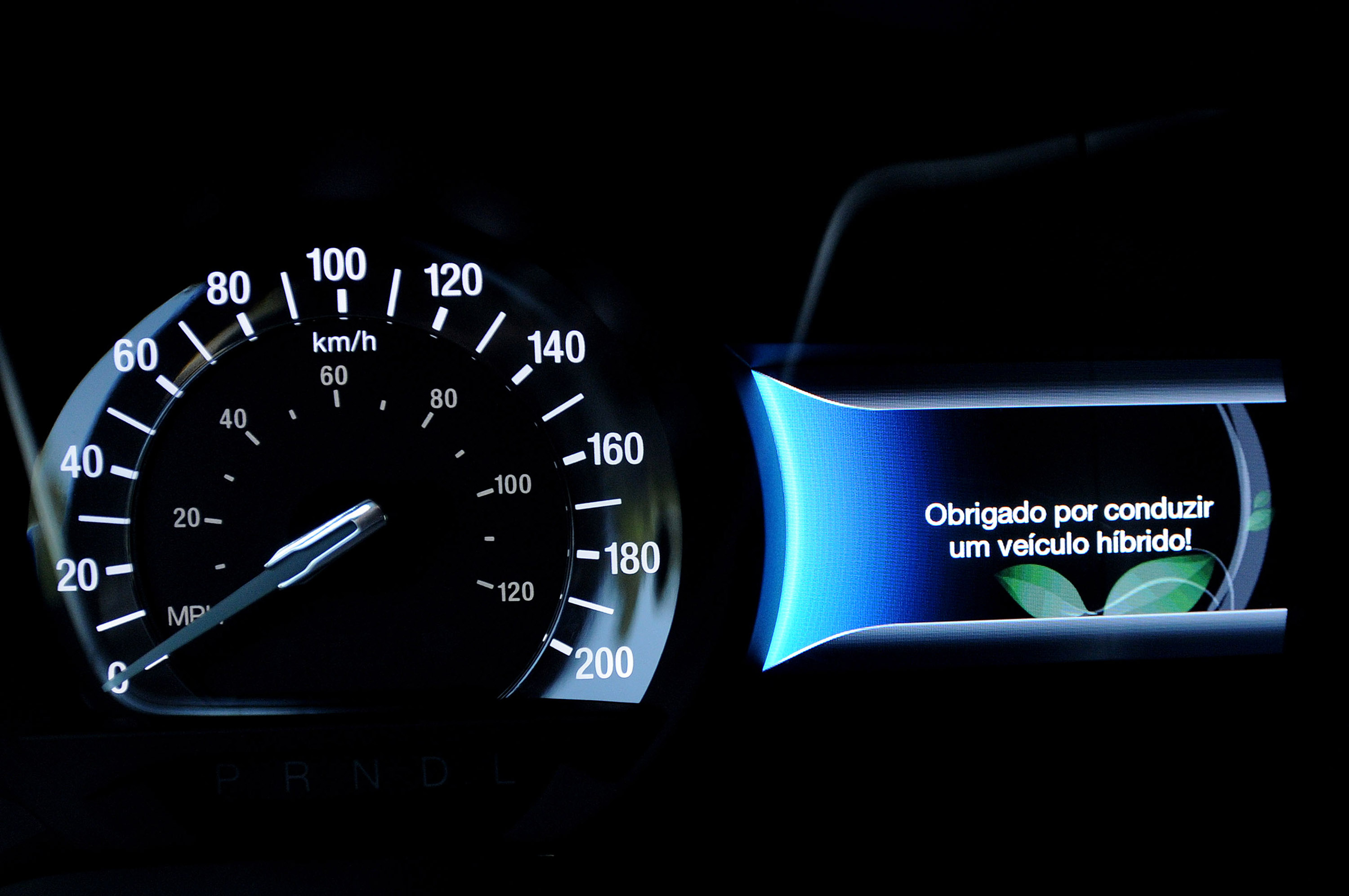 Ford Fusion Hybrid photo #23