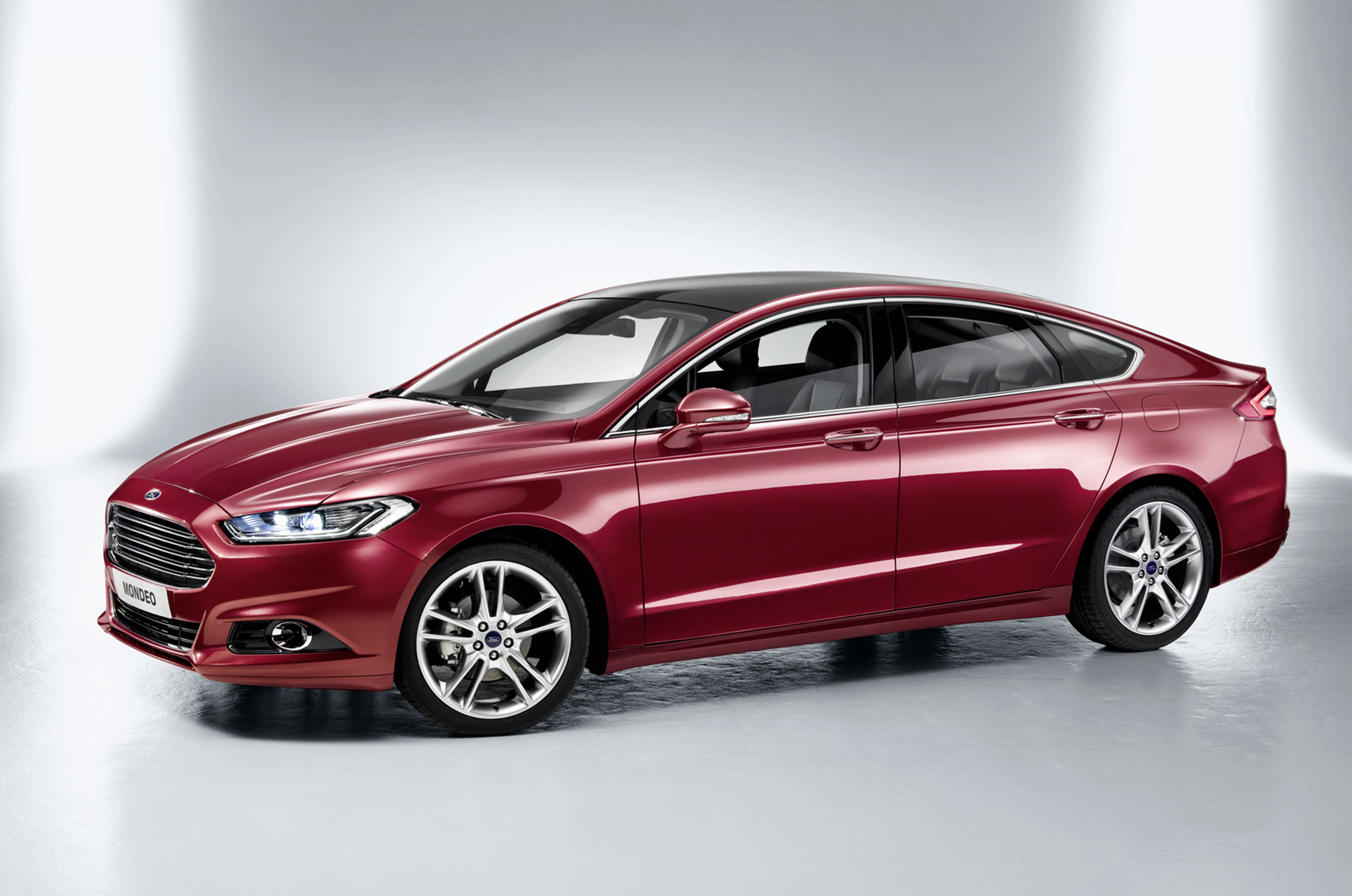 Ford Mondeo/Fusion photo #2