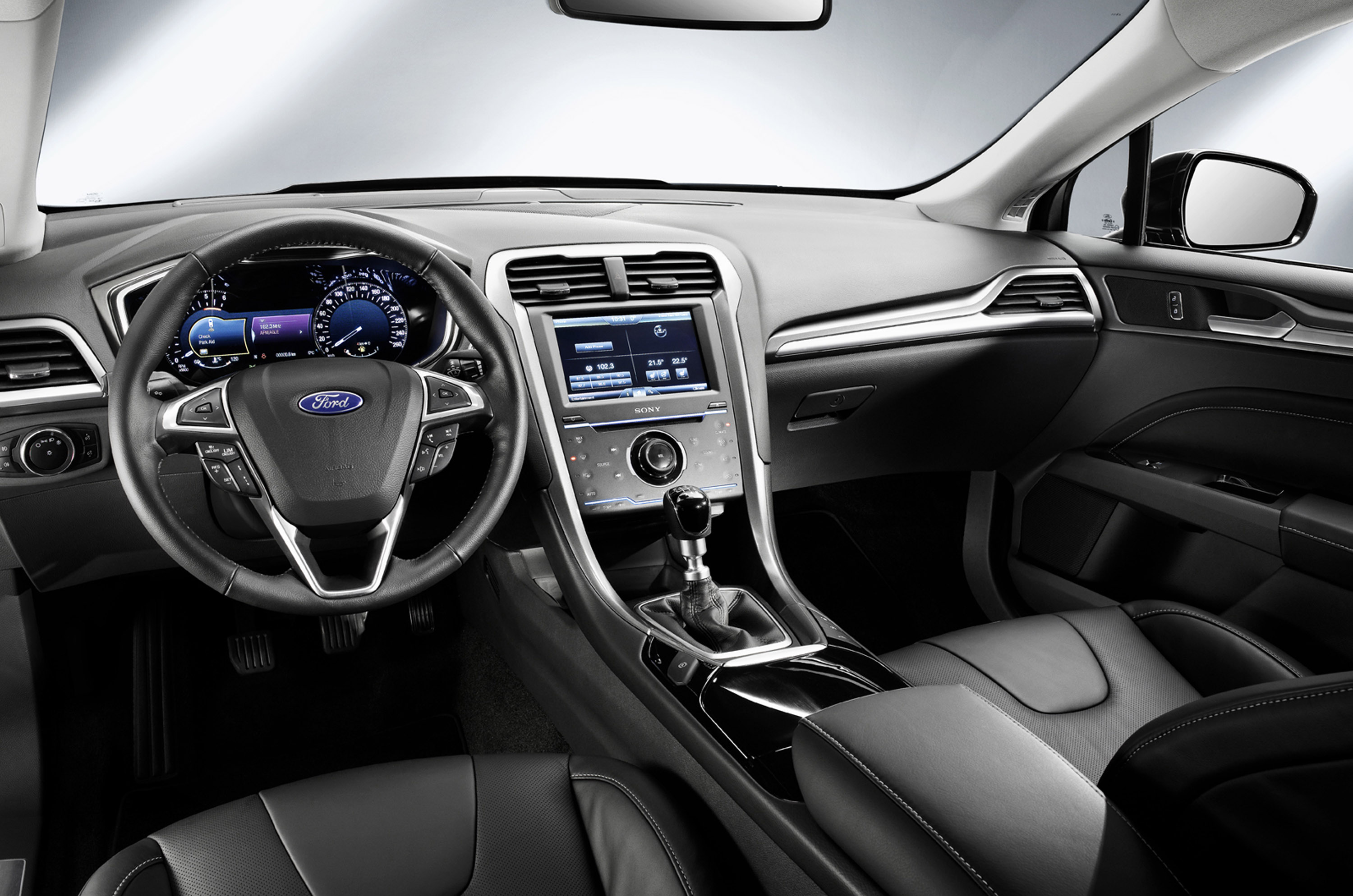 Ford Mondeo/Fusion photo #22