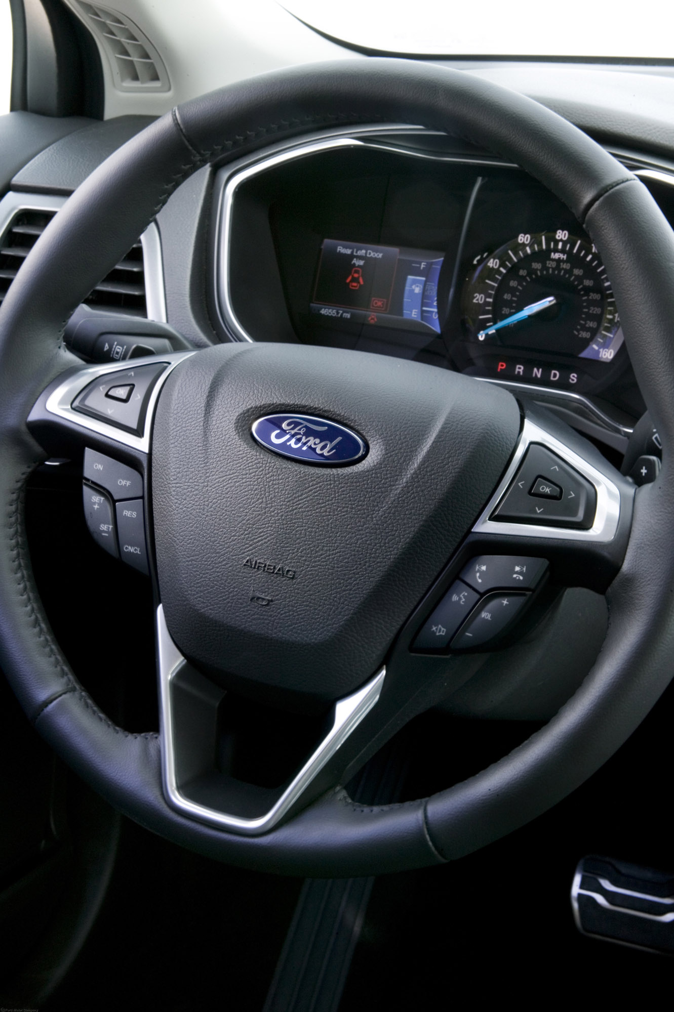 Ford Mondeo/Fusion photo #23