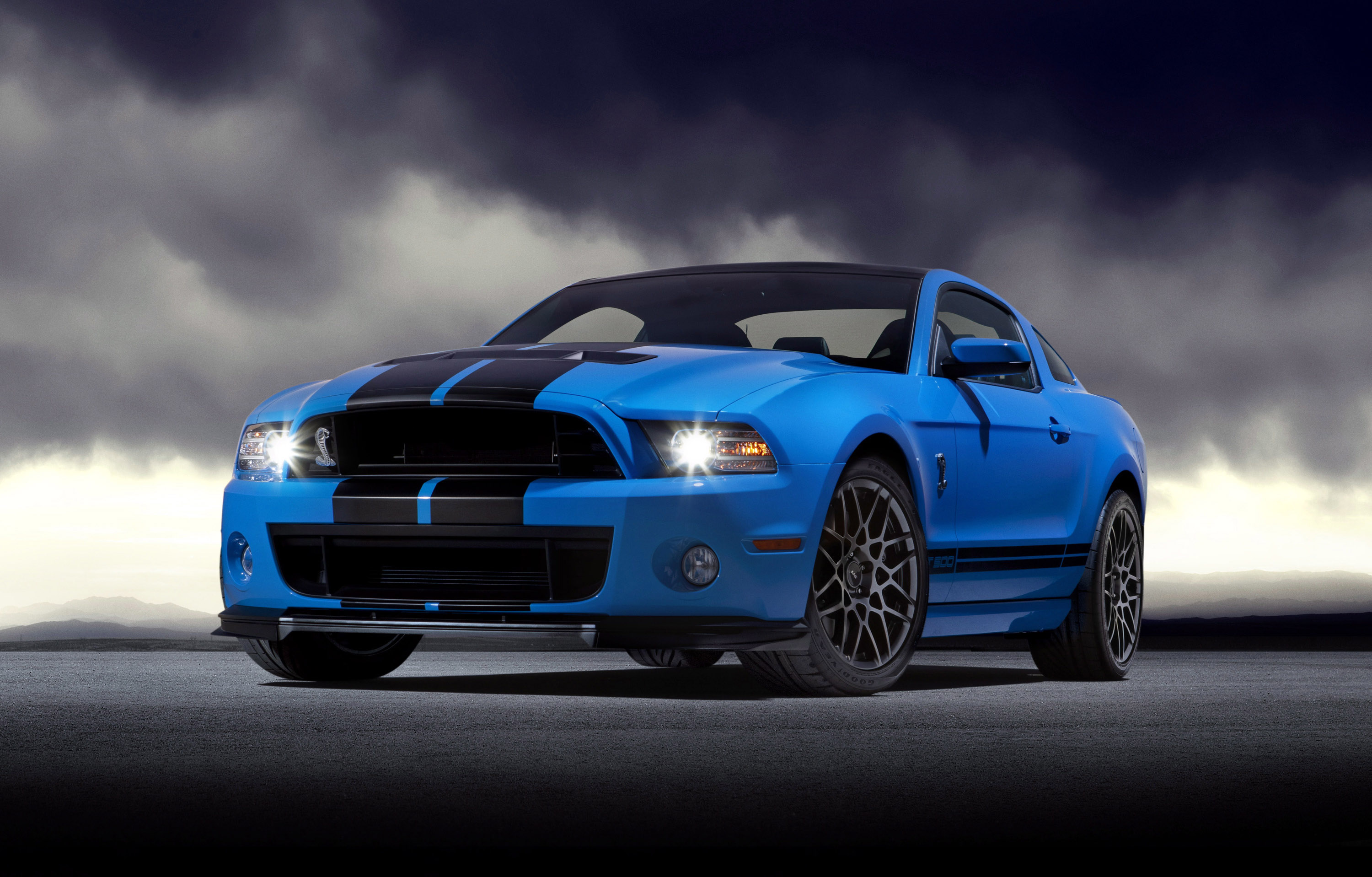 Ford Mustang Shelby GT500 photo #1