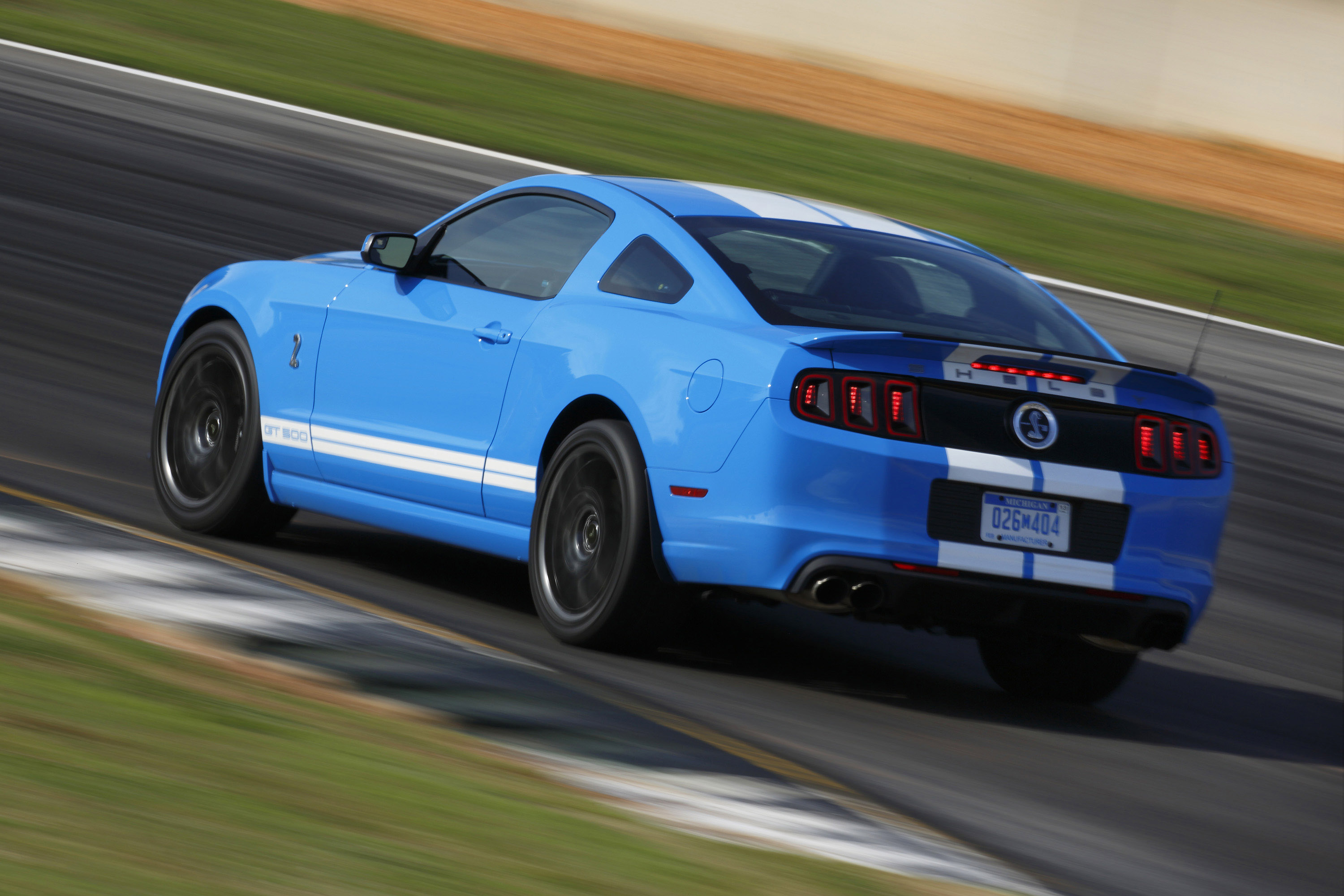 Ford Mustang Shelby GT500 photo #22