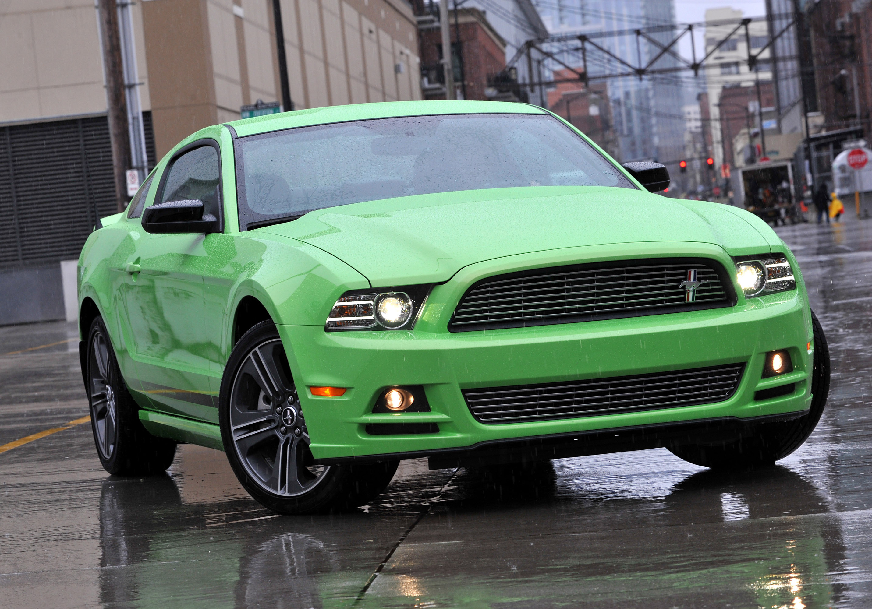 Ford Mustang photo #27