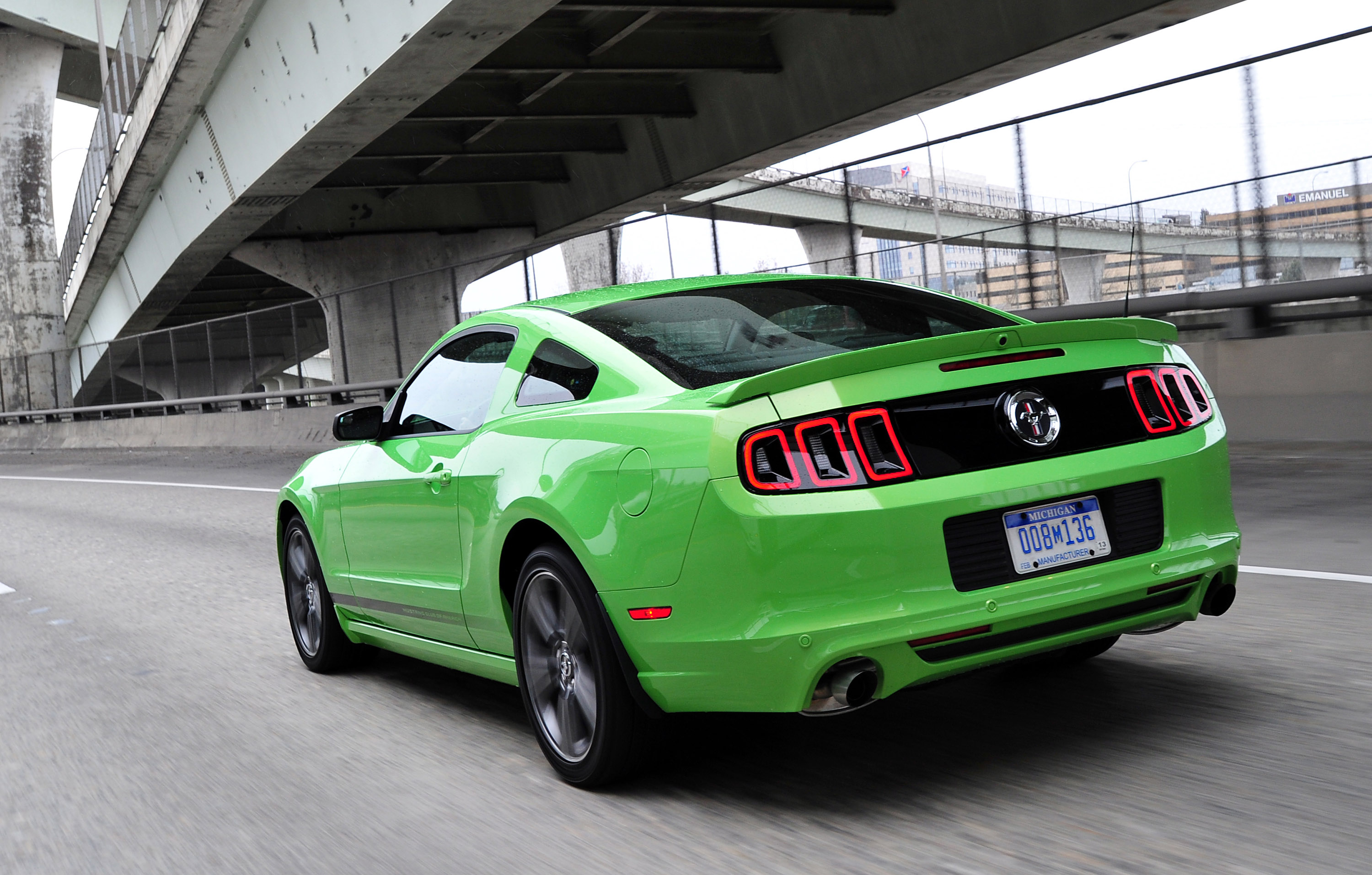 Ford Mustang photo #47