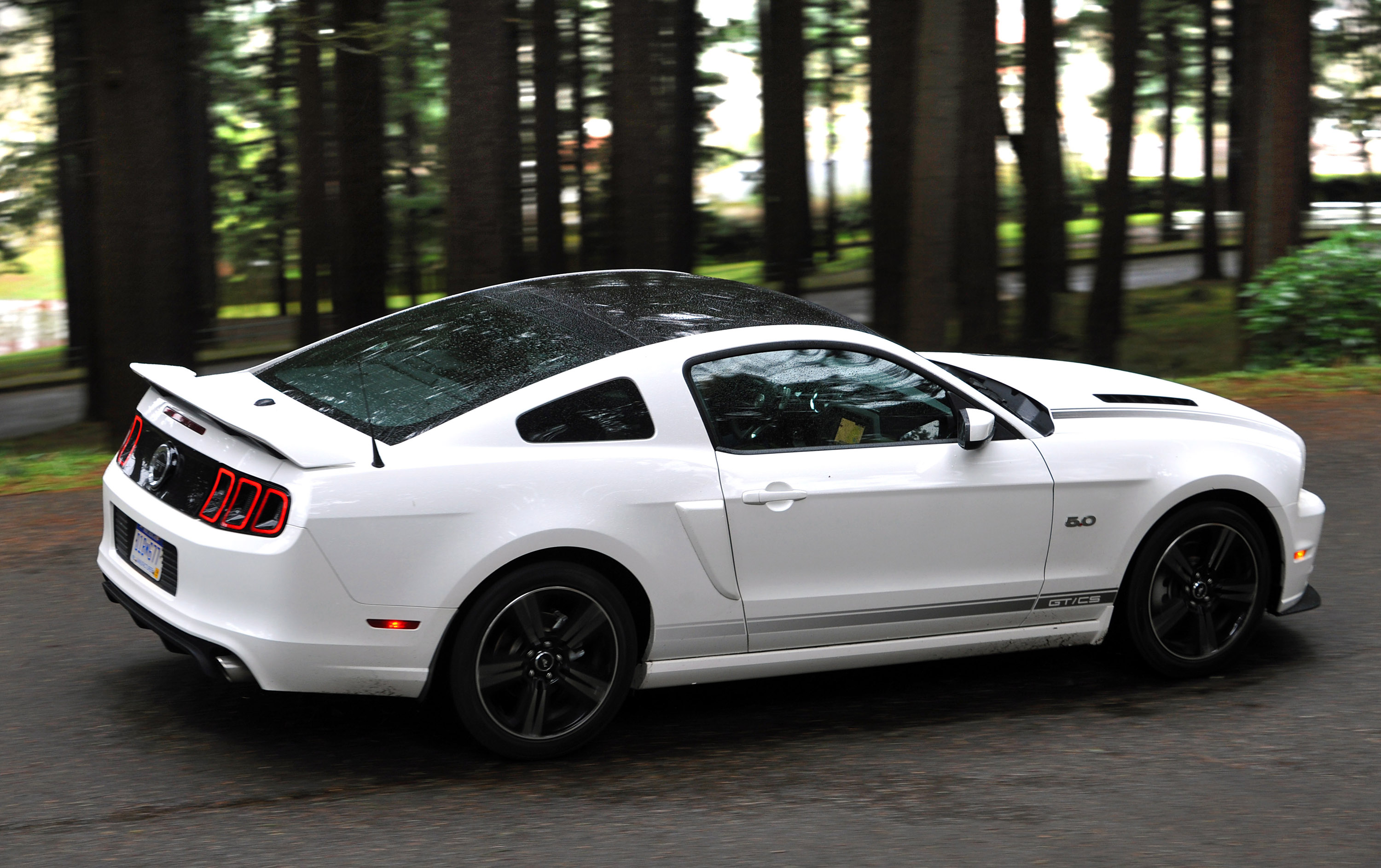 Ford Mustang photo #49