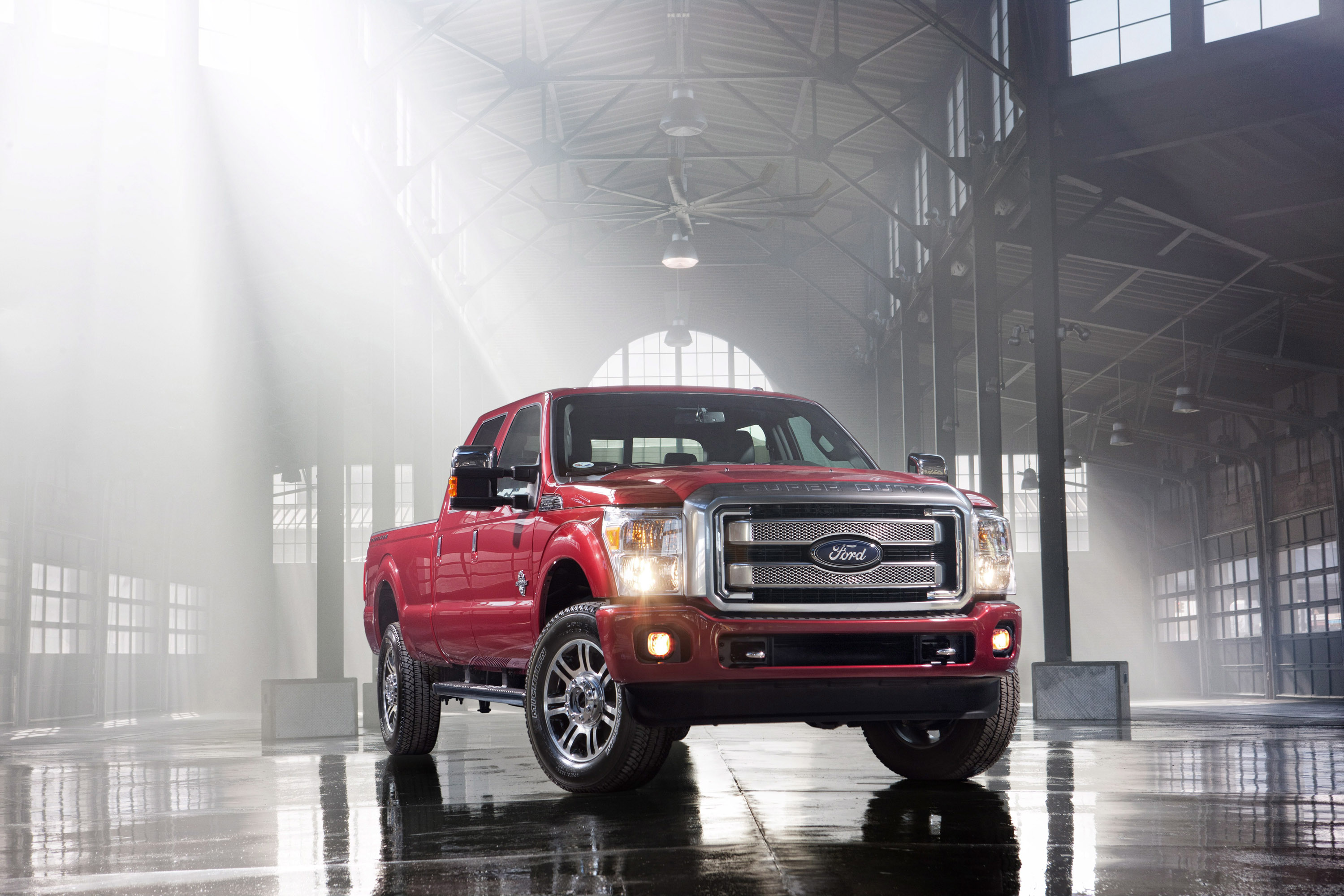 Ford Super Duty Platinum photo #2