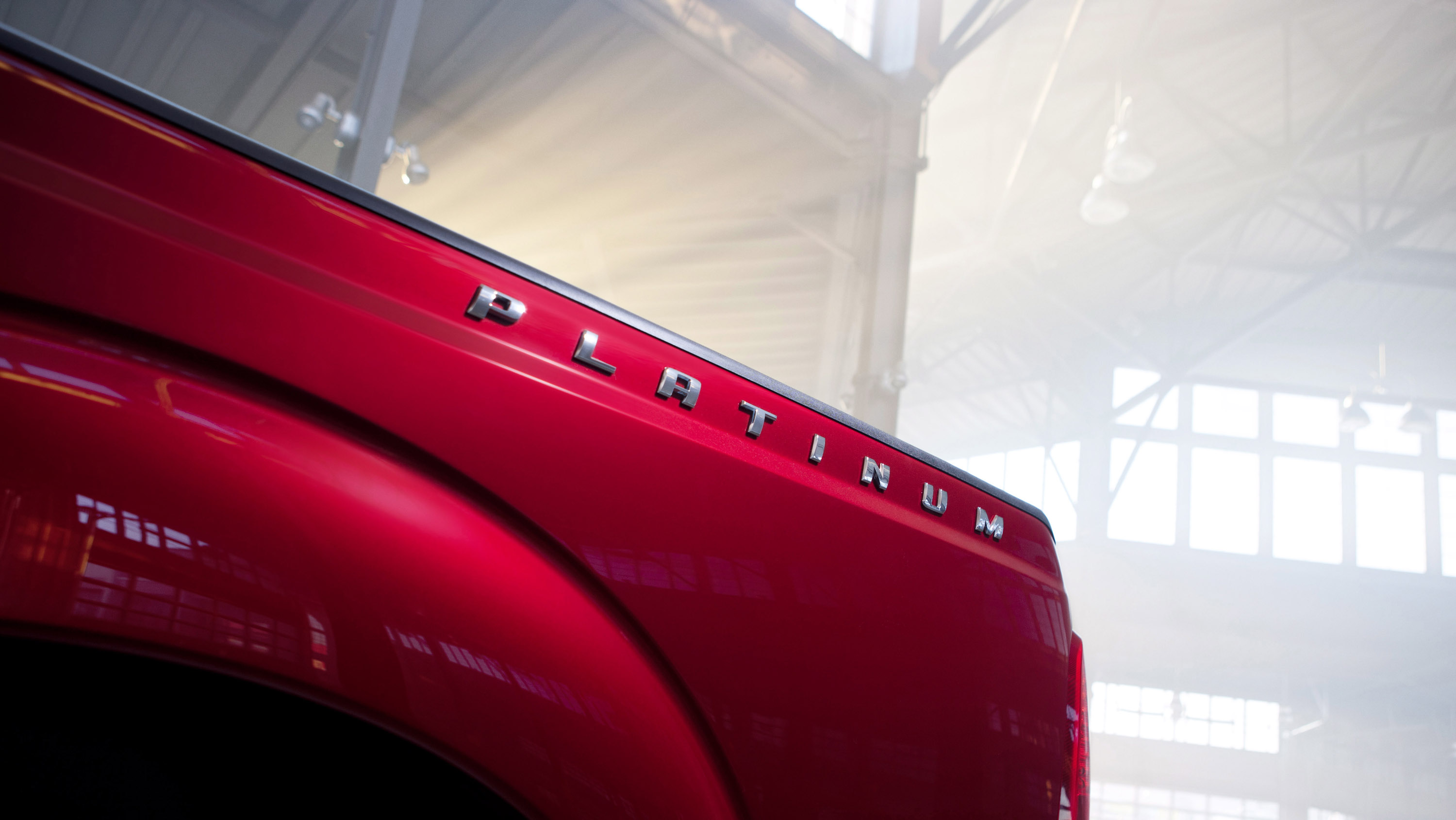 Ford Super Duty Platinum photo #16
