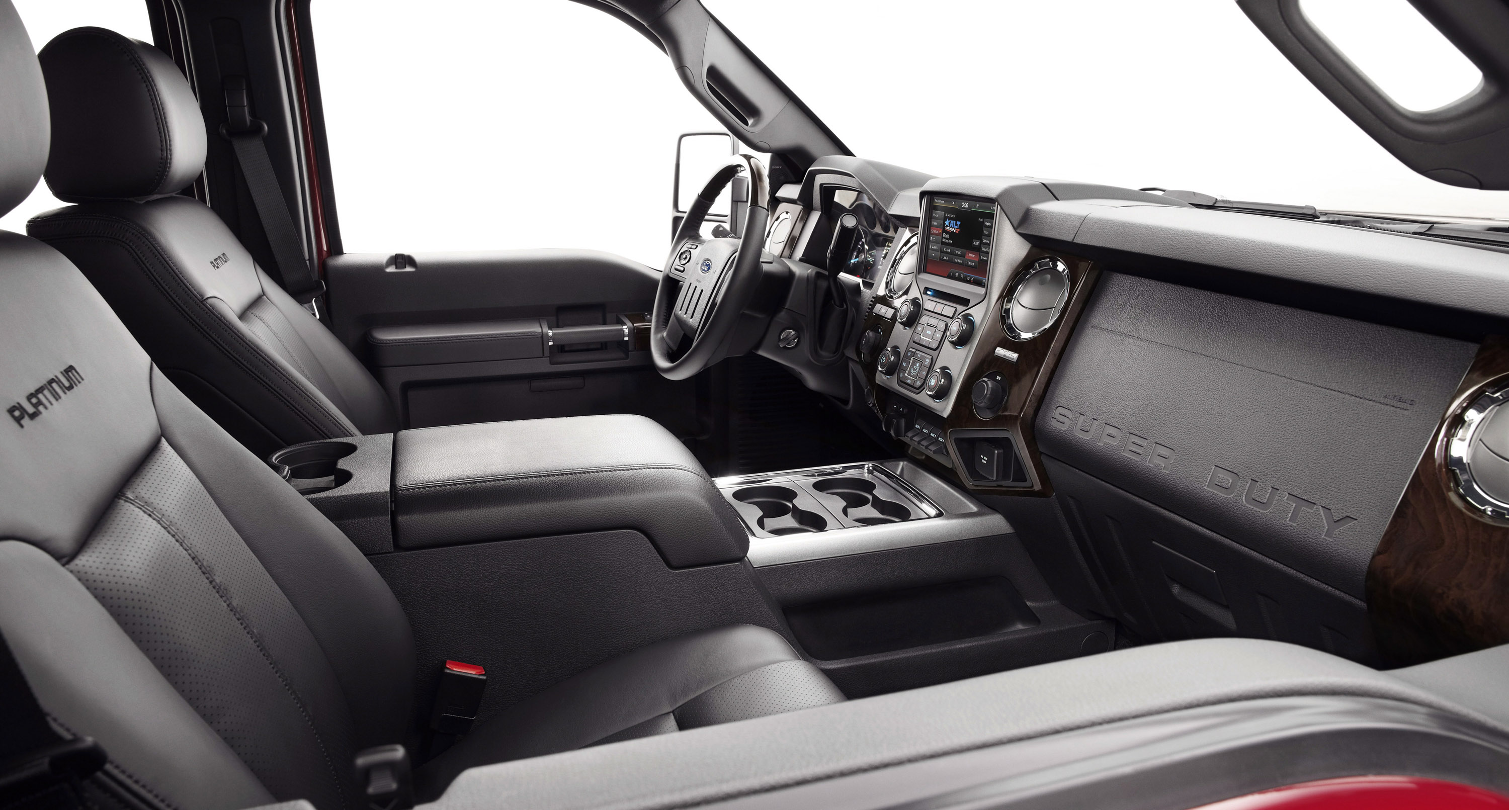 Ford Super Duty Platinum photo #28