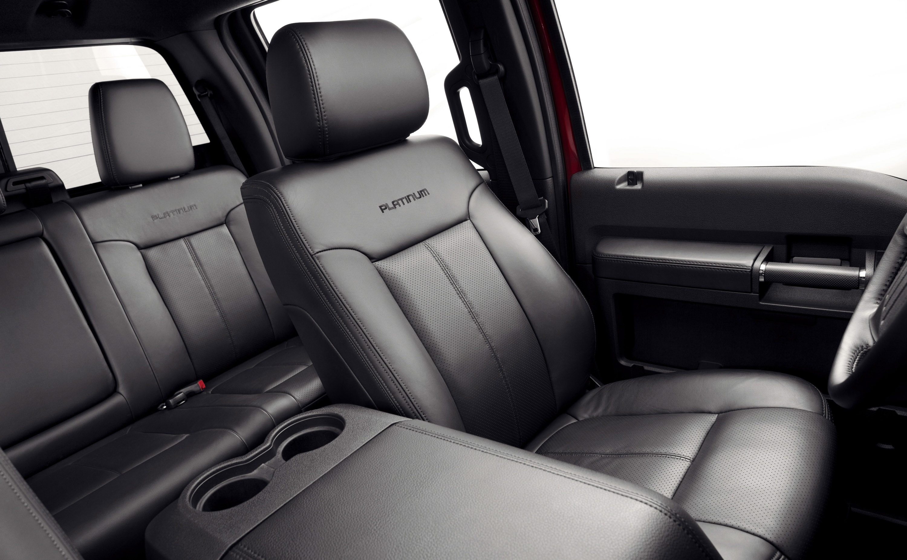 Ford Super Duty Platinum photo #29