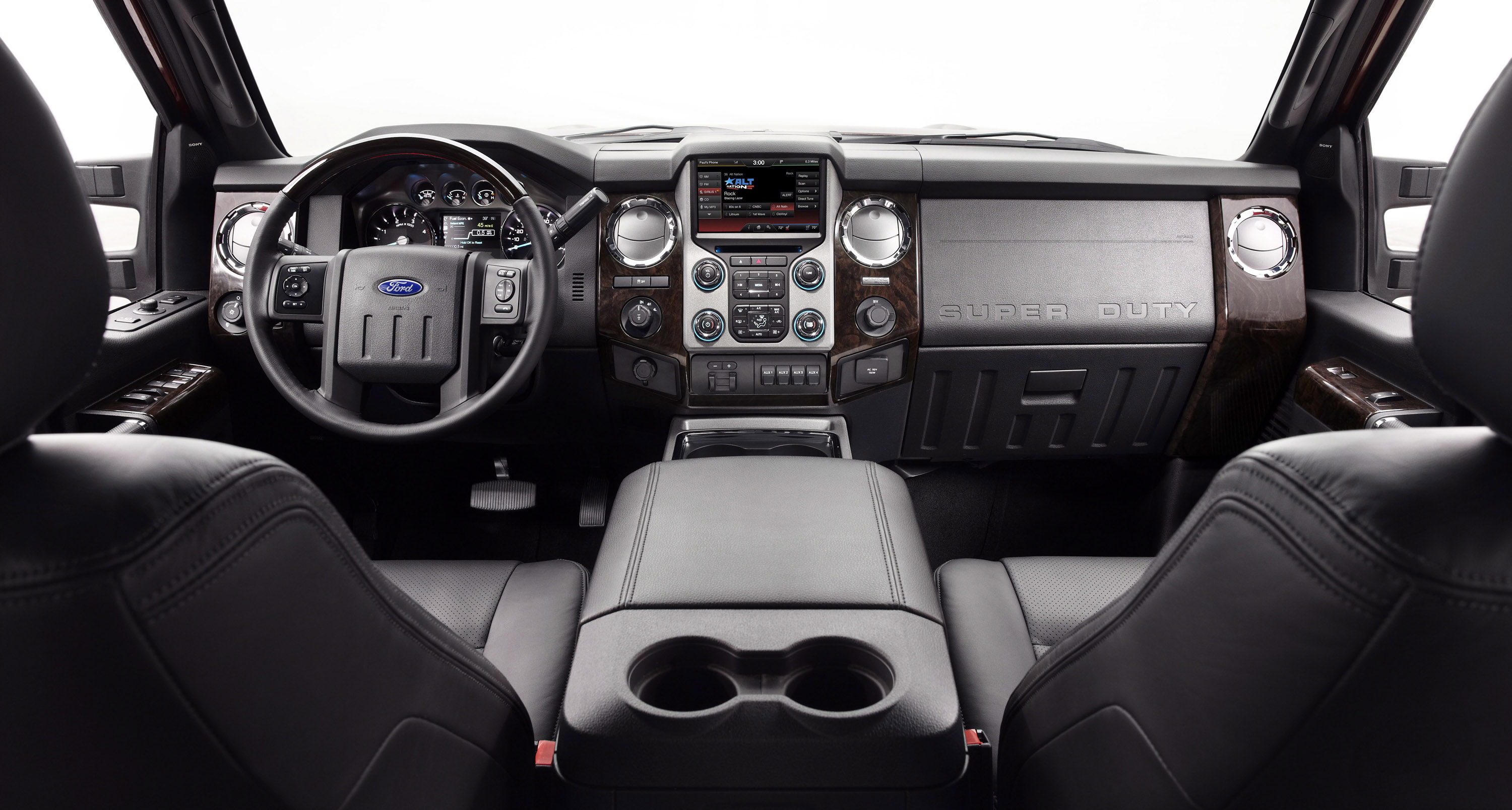 Ford Super Duty Platinum photo #33