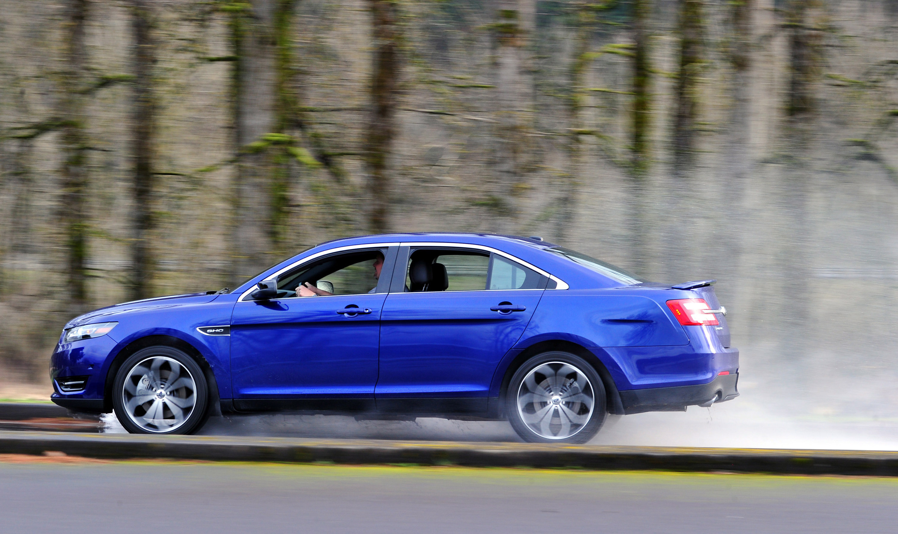 Ford Taurus SHO photo #18