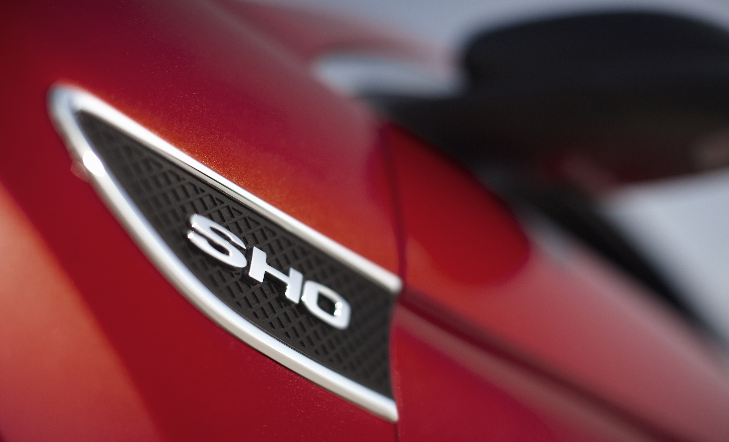 Ford Taurus SHO photo #30