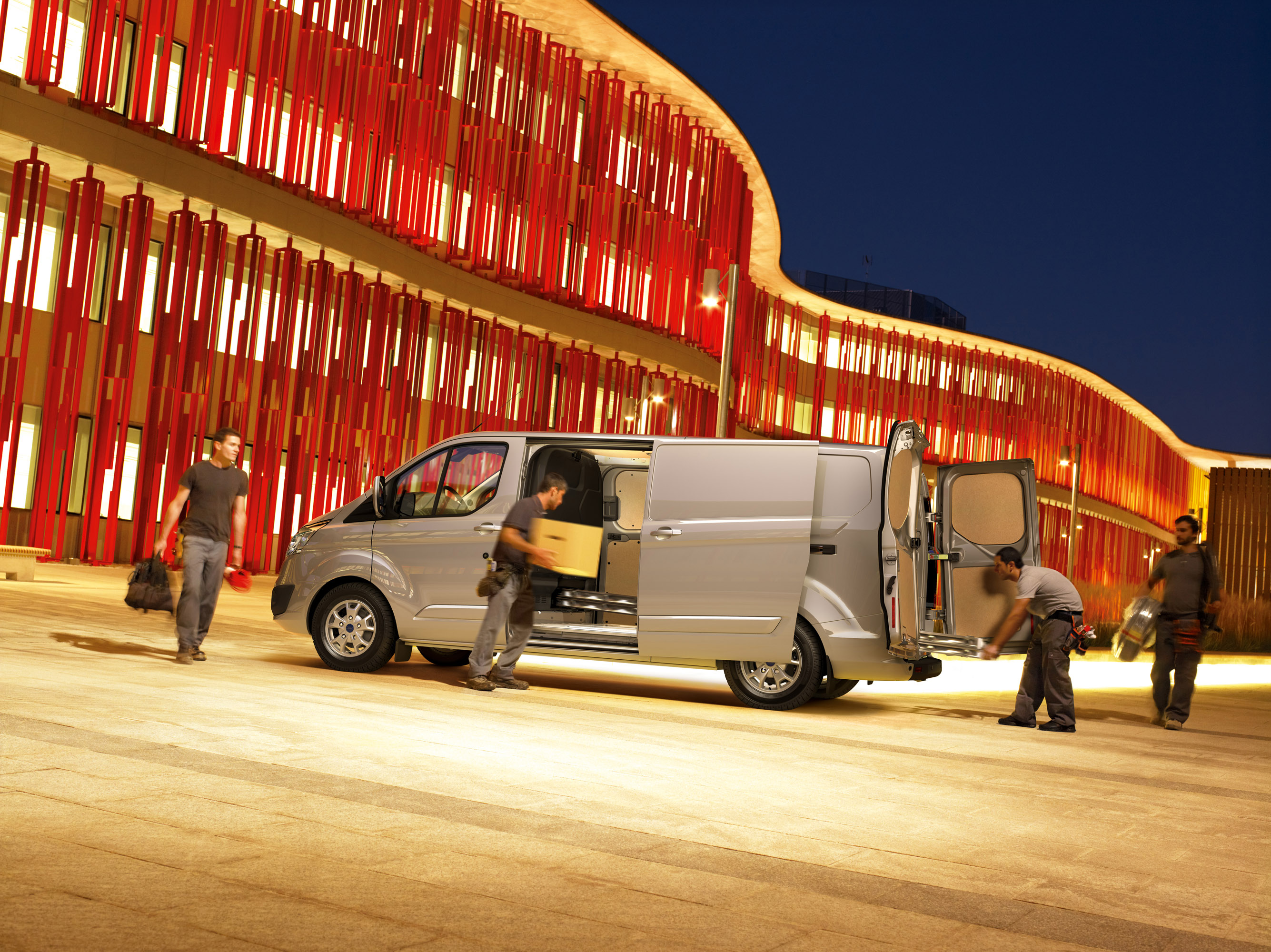 Ford Transit Custom photo #20