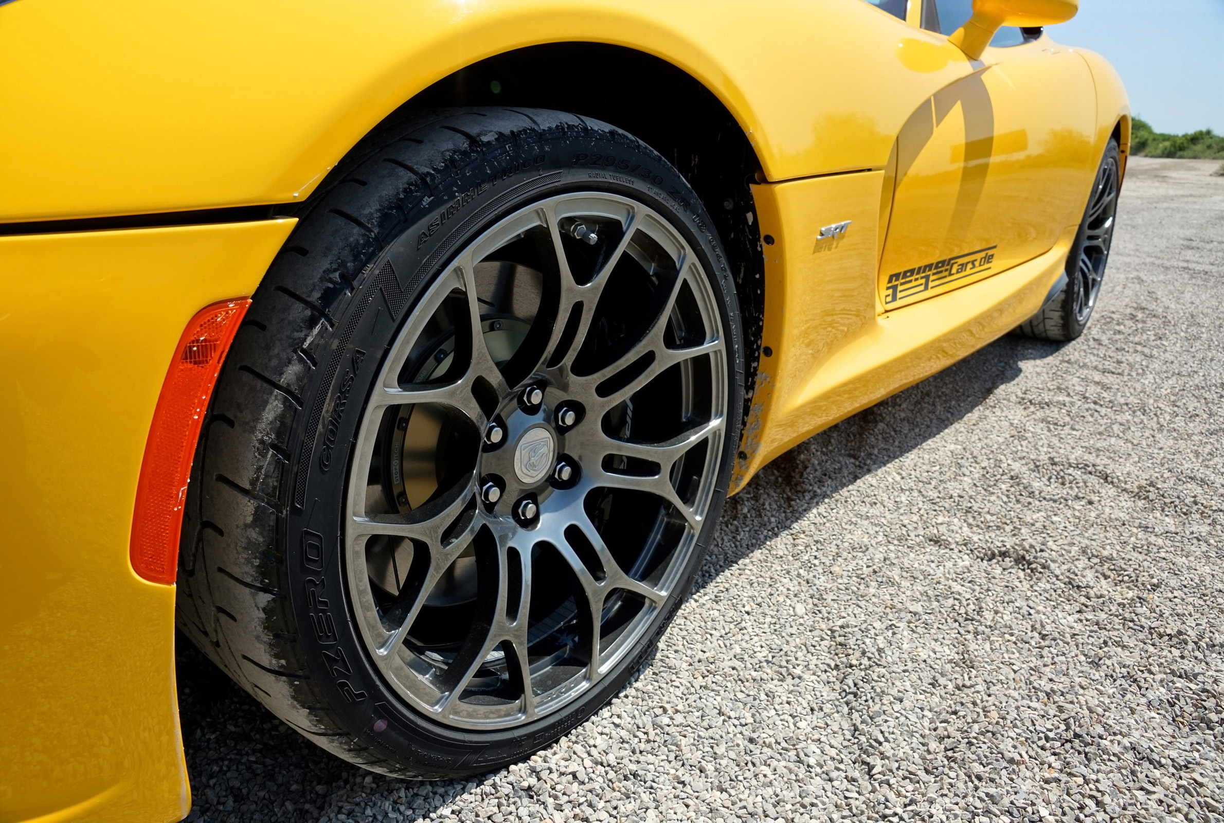 GeigerCars SRT Viper photo #18