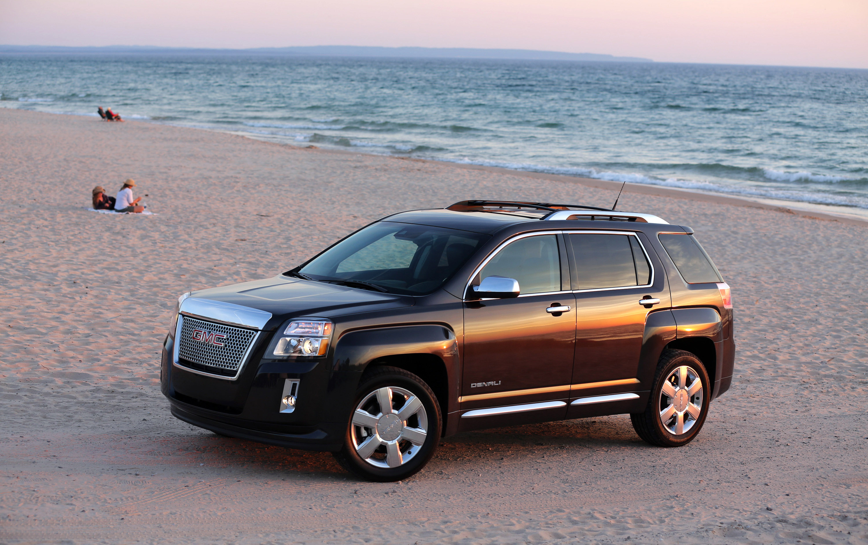 GMC Terrain Denali photo #11