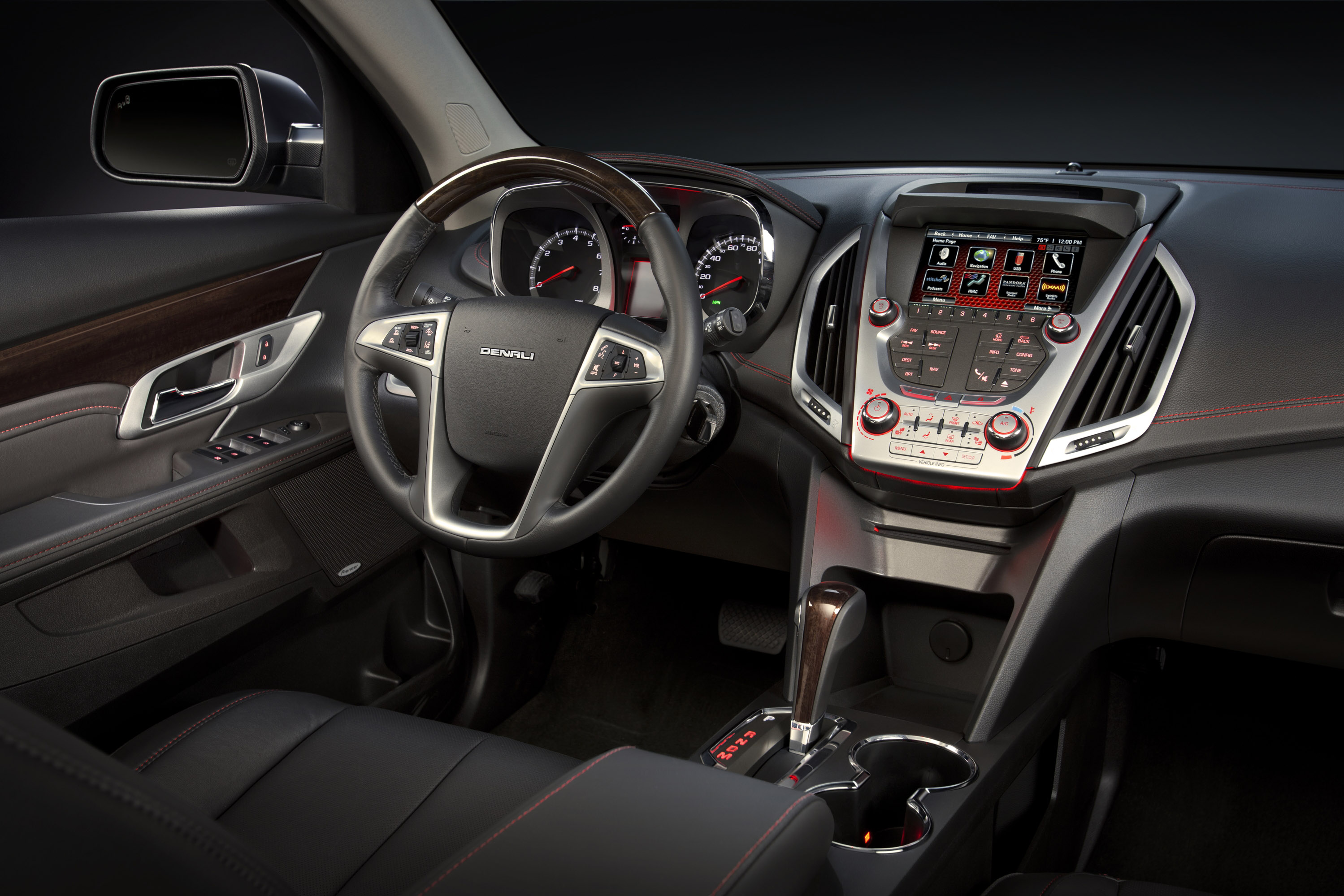 GMC Terrain Denali photo #23
