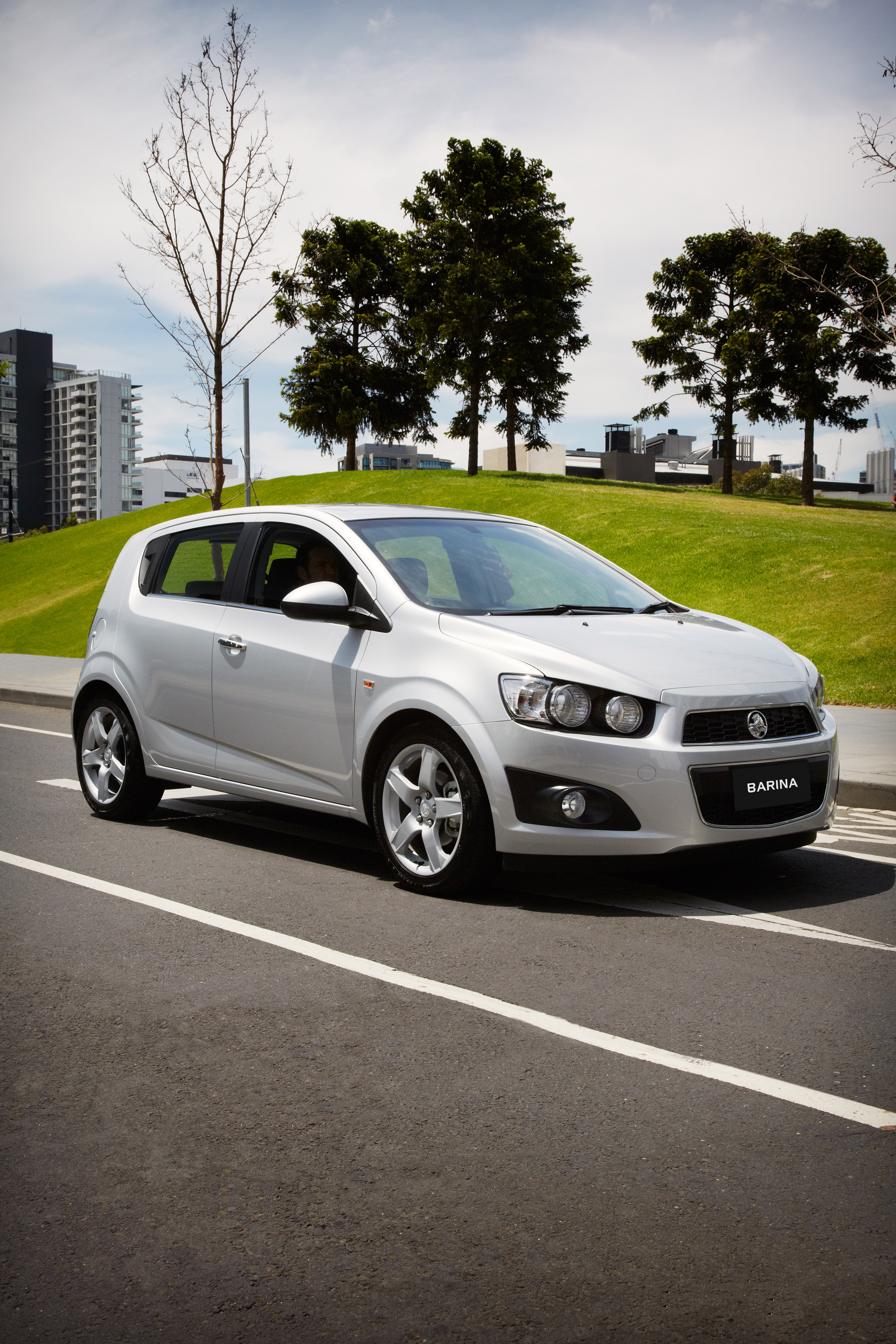 Holden Barina Hatch photo #9