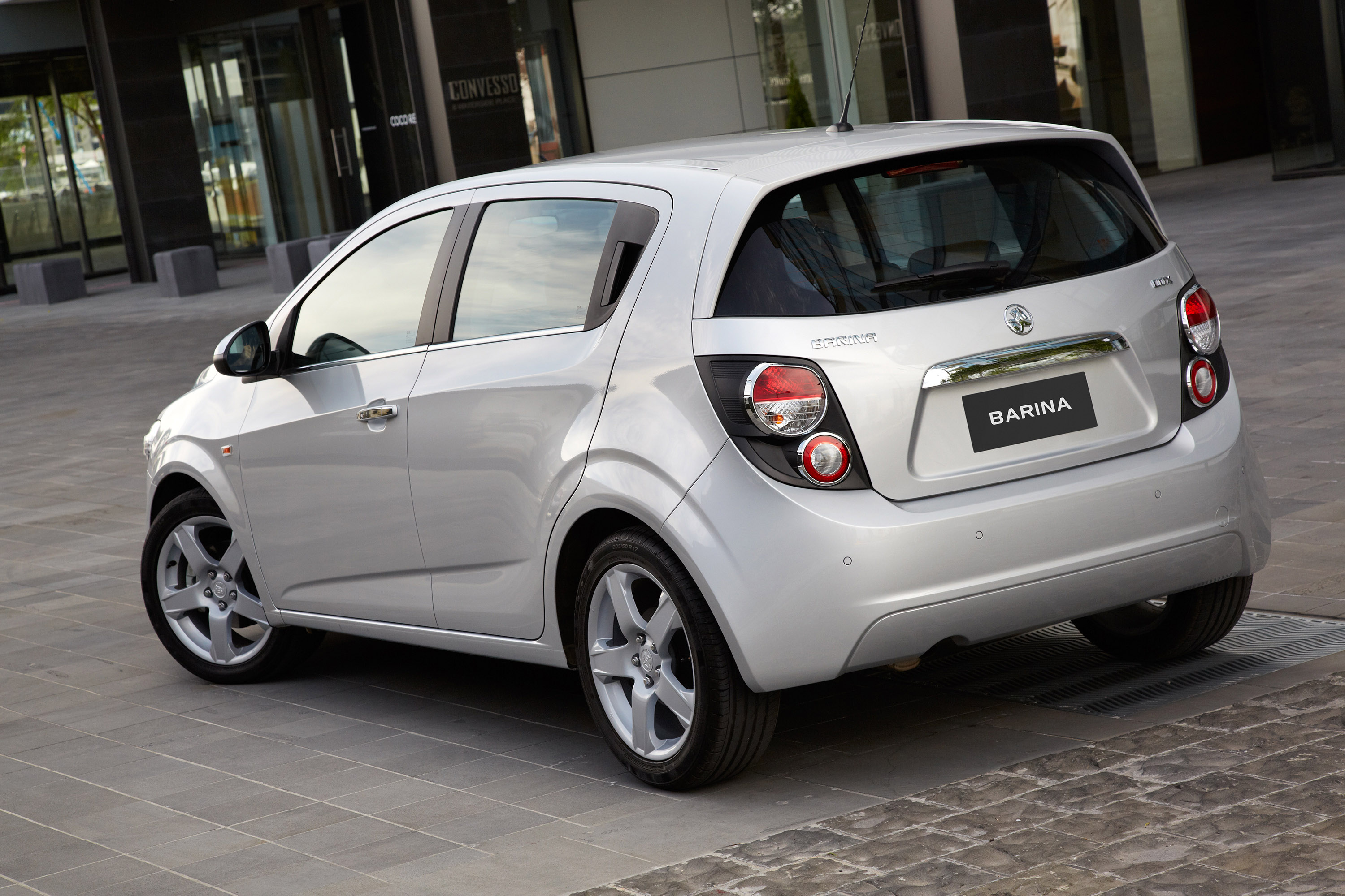 Holden Barina Hatch photo #13