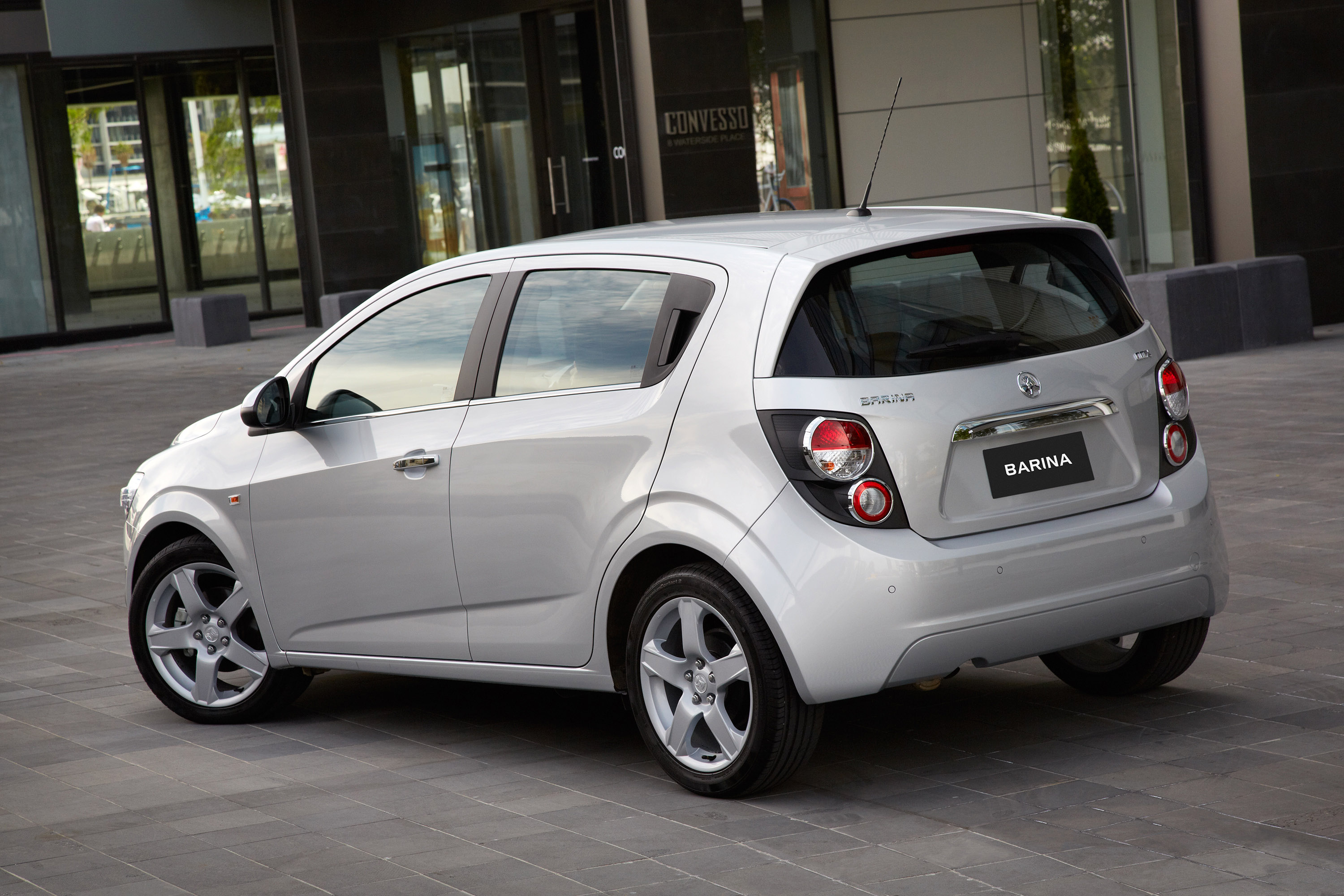 Holden Barina Hatch photo #14
