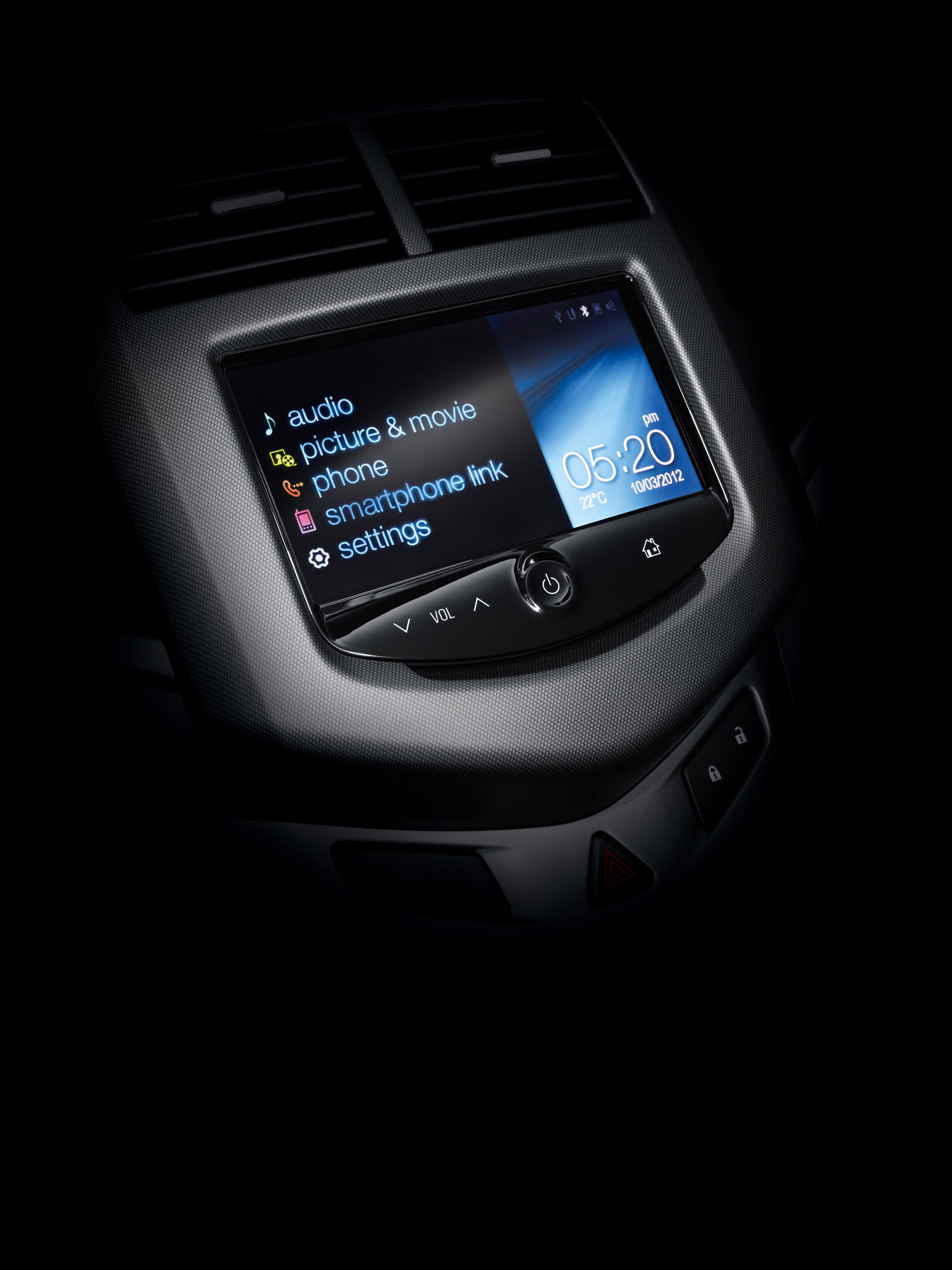 Holden Barina Hatch photo #19