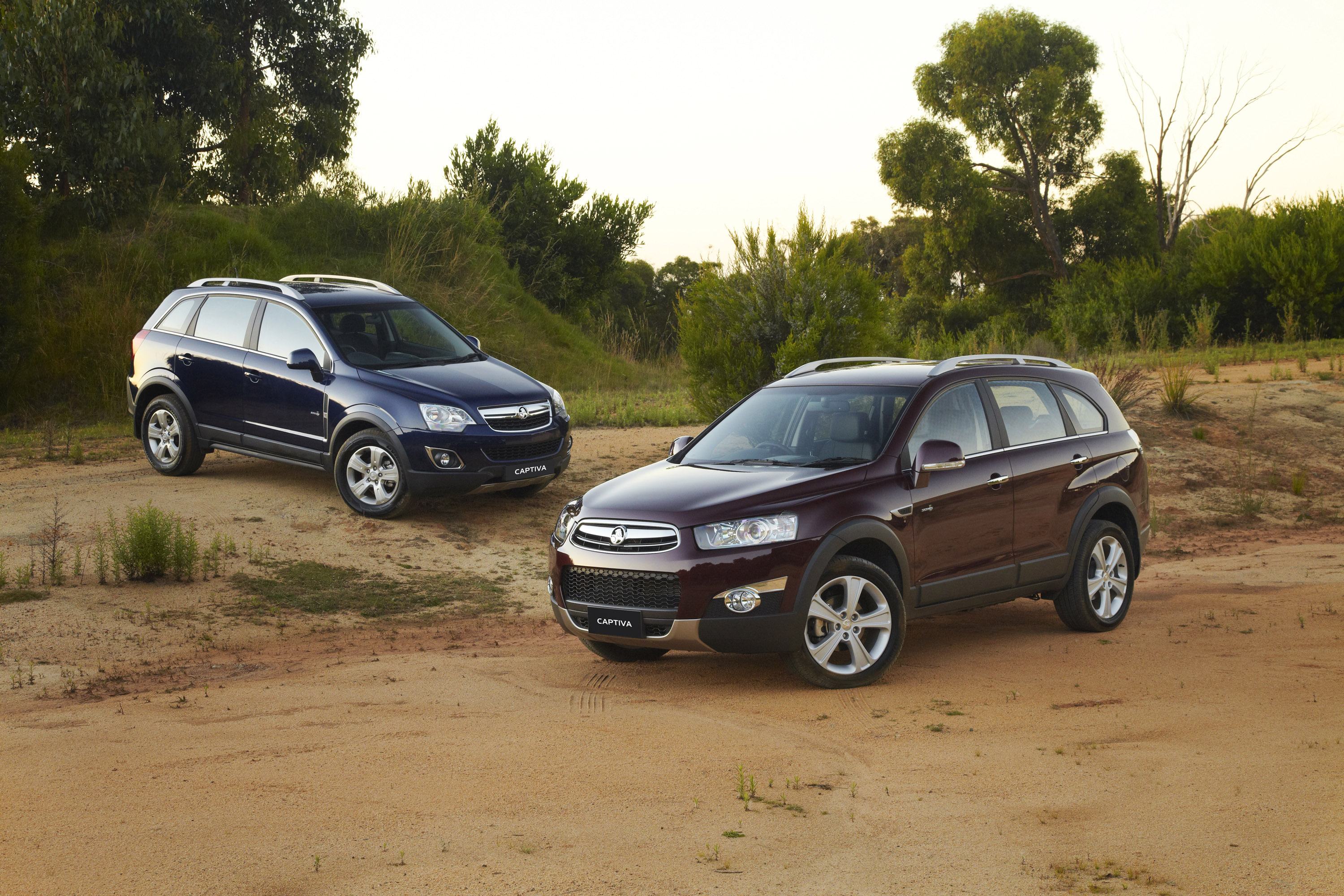 Holden Captiva LTZ photo #8