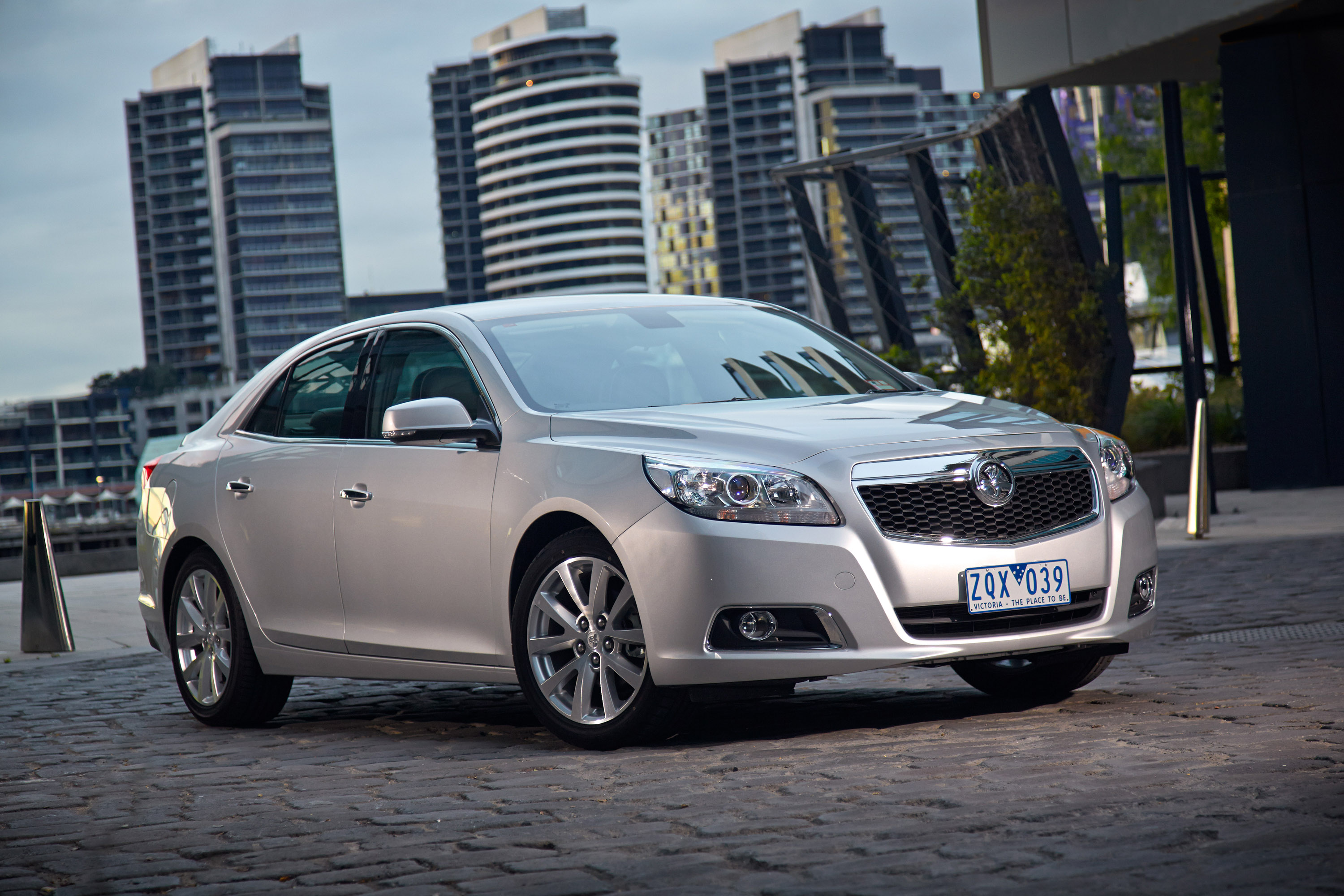 Holden Malibu CDX photo #2