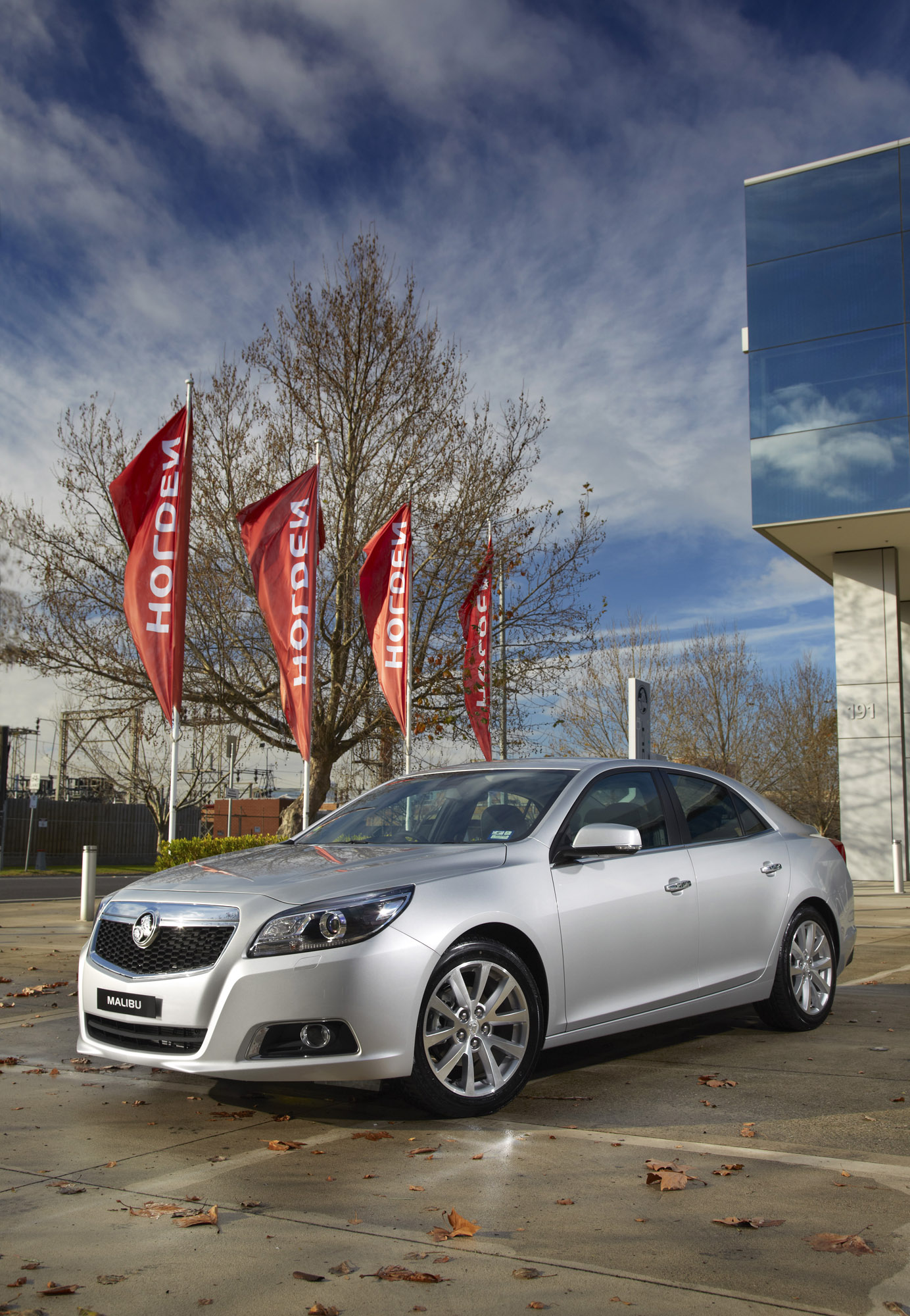 Holden Malibu photo #2