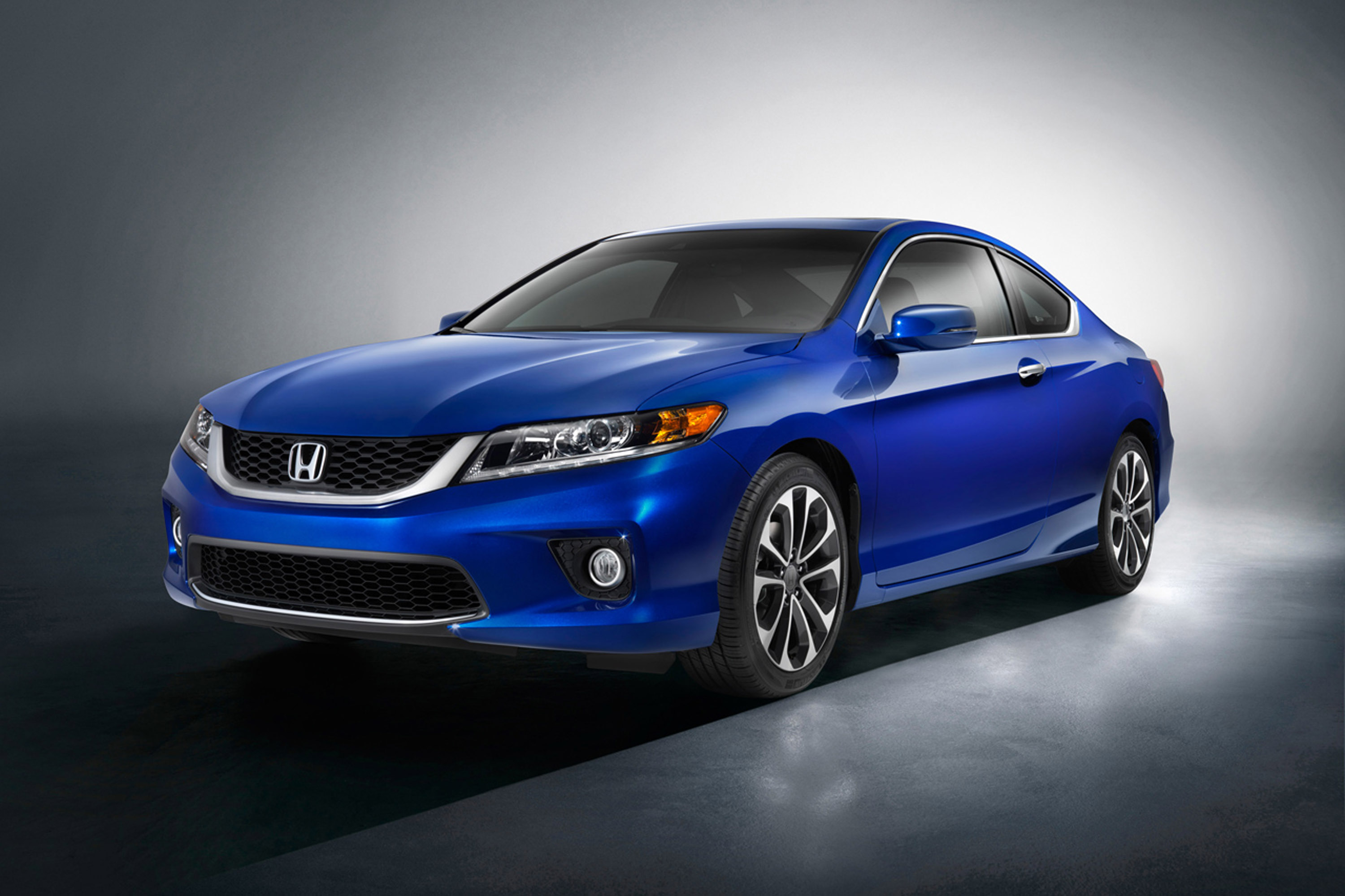 Honda Accord photo #1