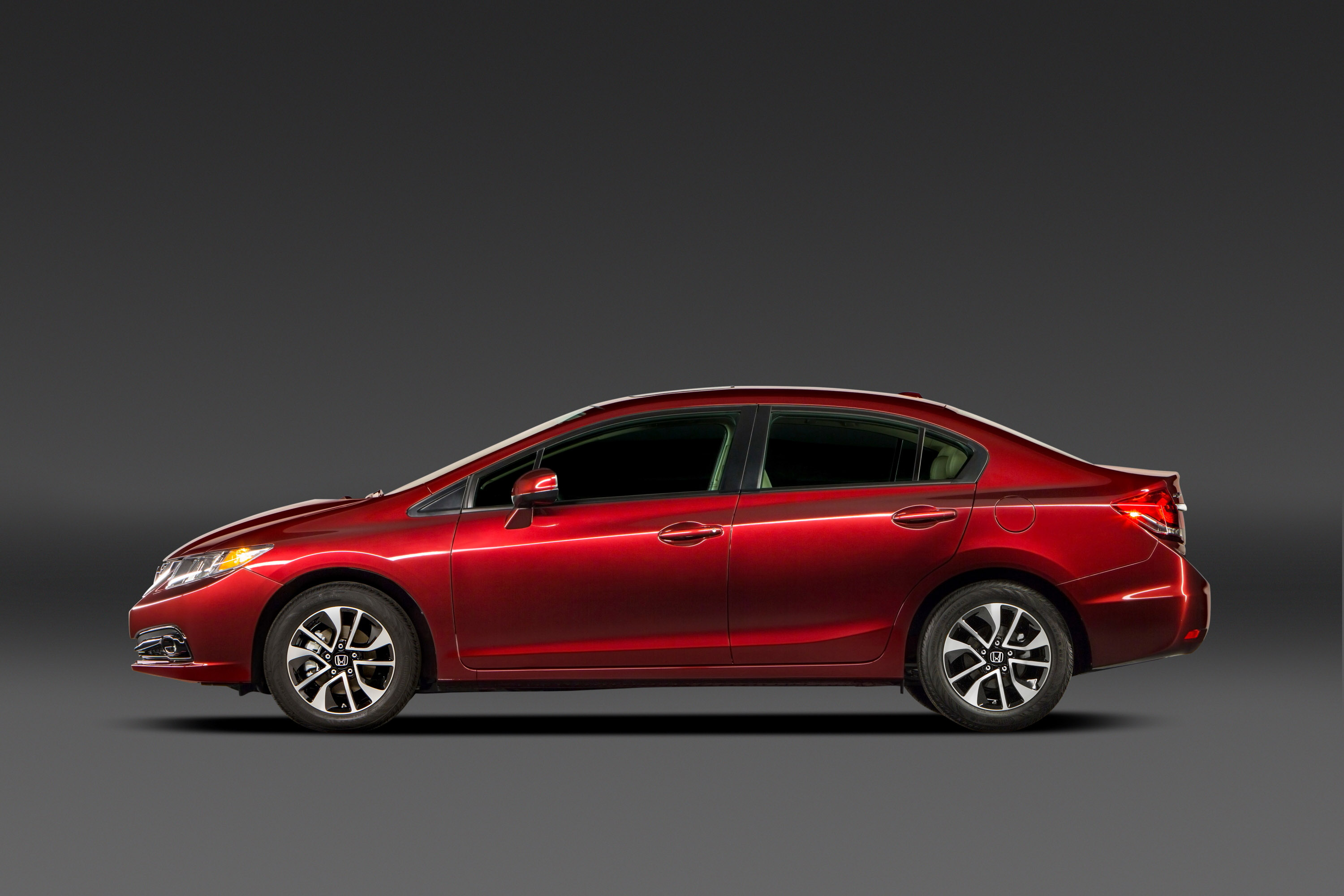 Honda Civic Sedan photo #5