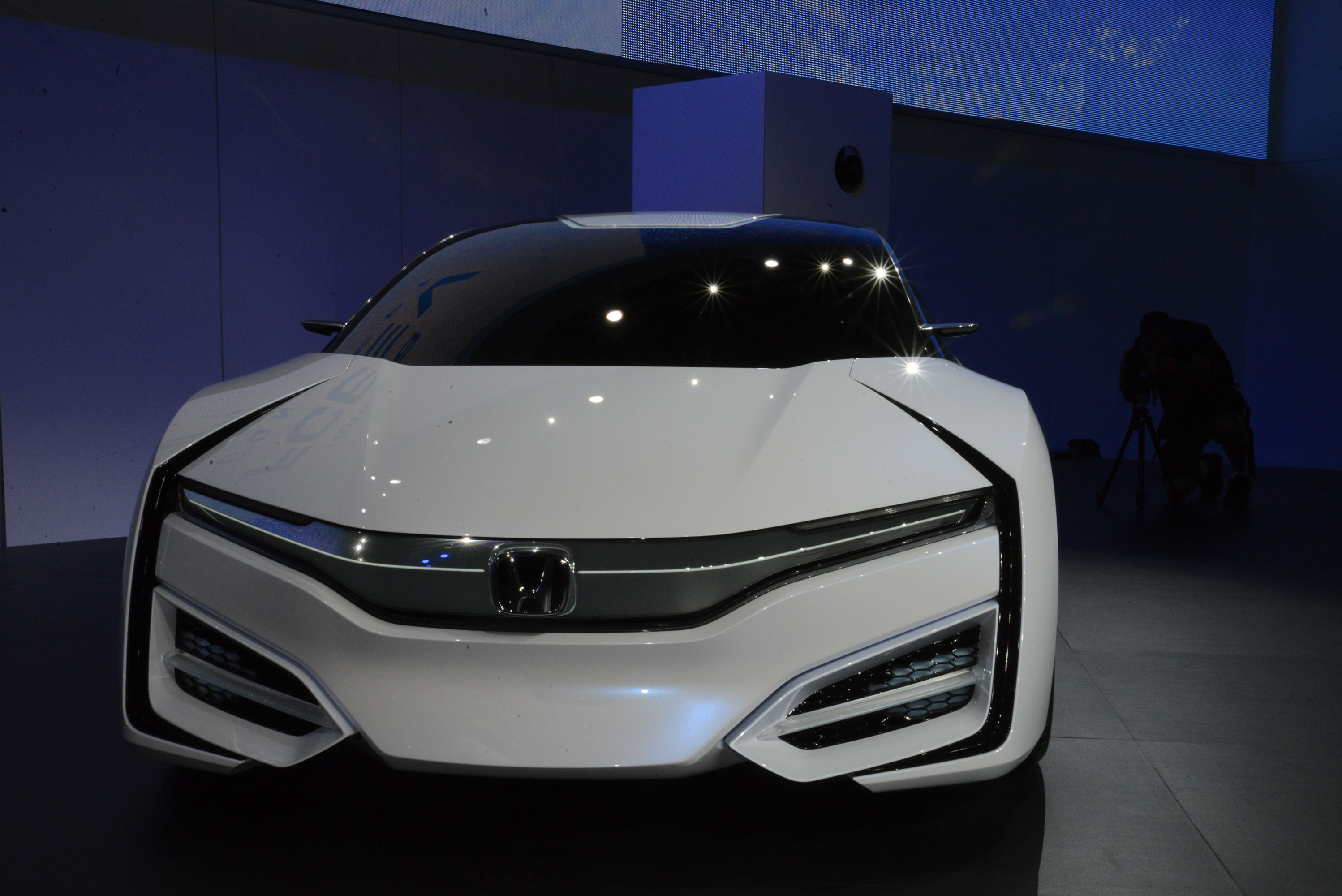 Honda FCEV Concept photo #2