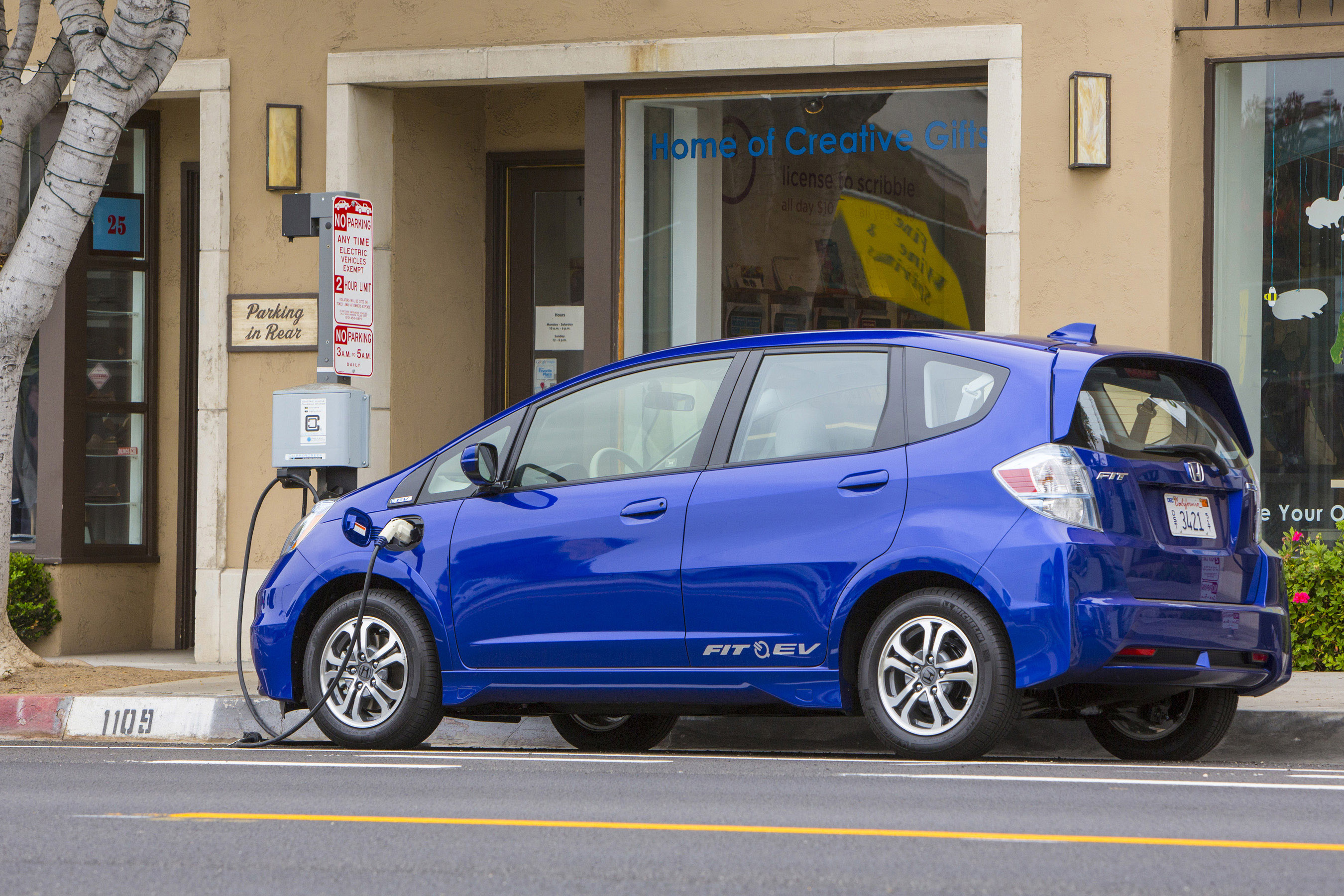 Honda Fit EV photo #34