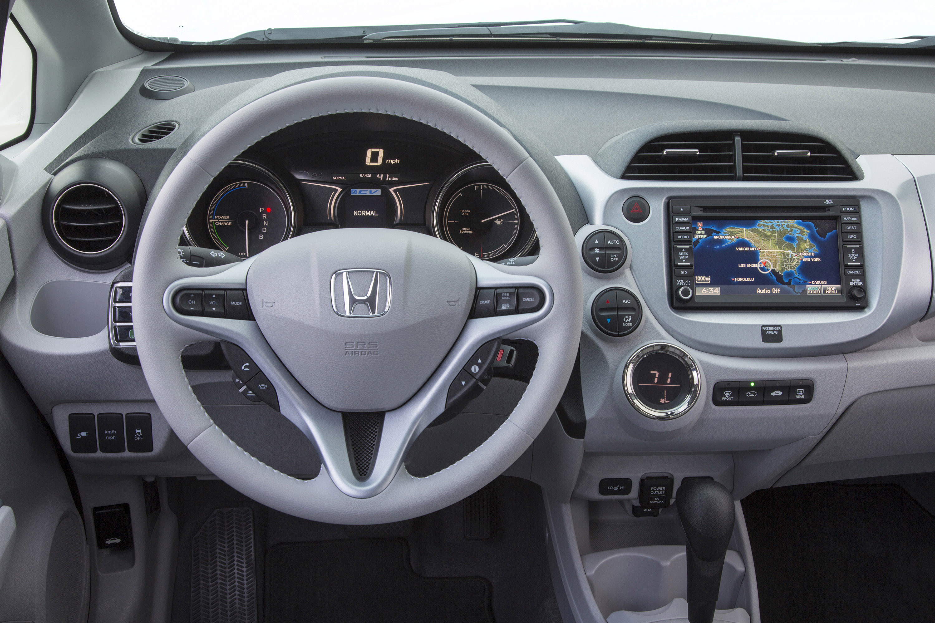 Honda Fit EV photo #77