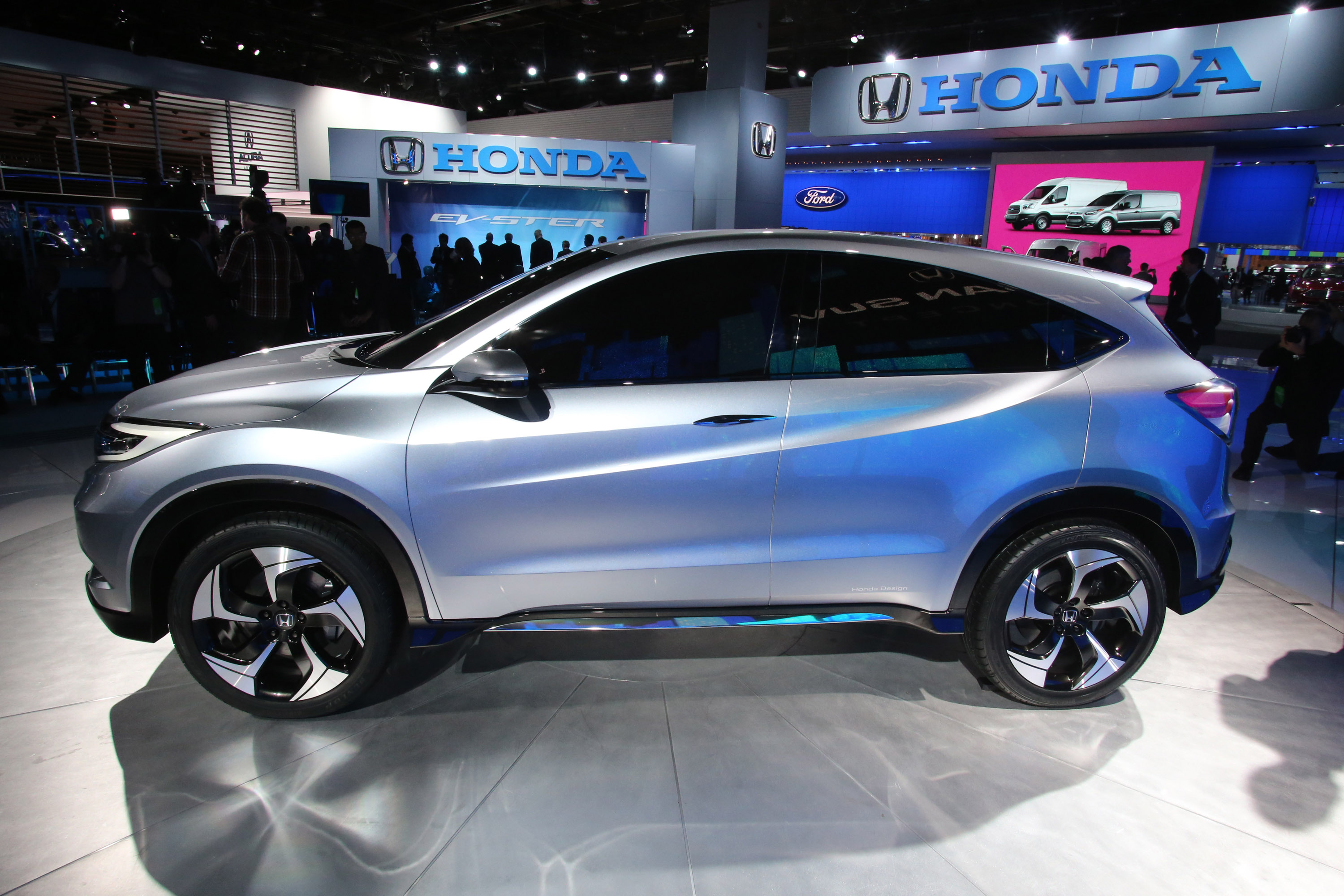 Honda Urban SUV Concept photo #5