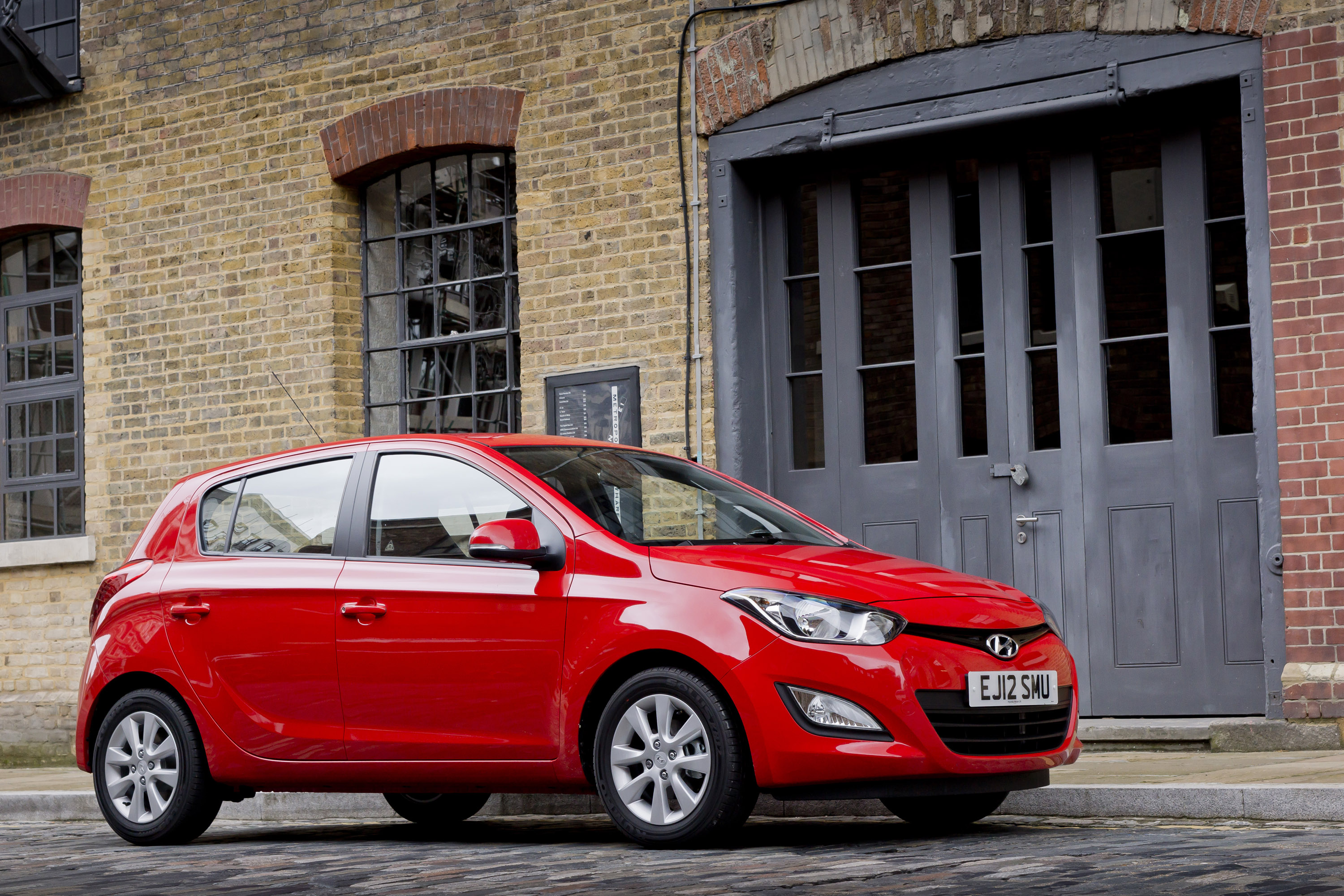 Hyundai i20 photo #16