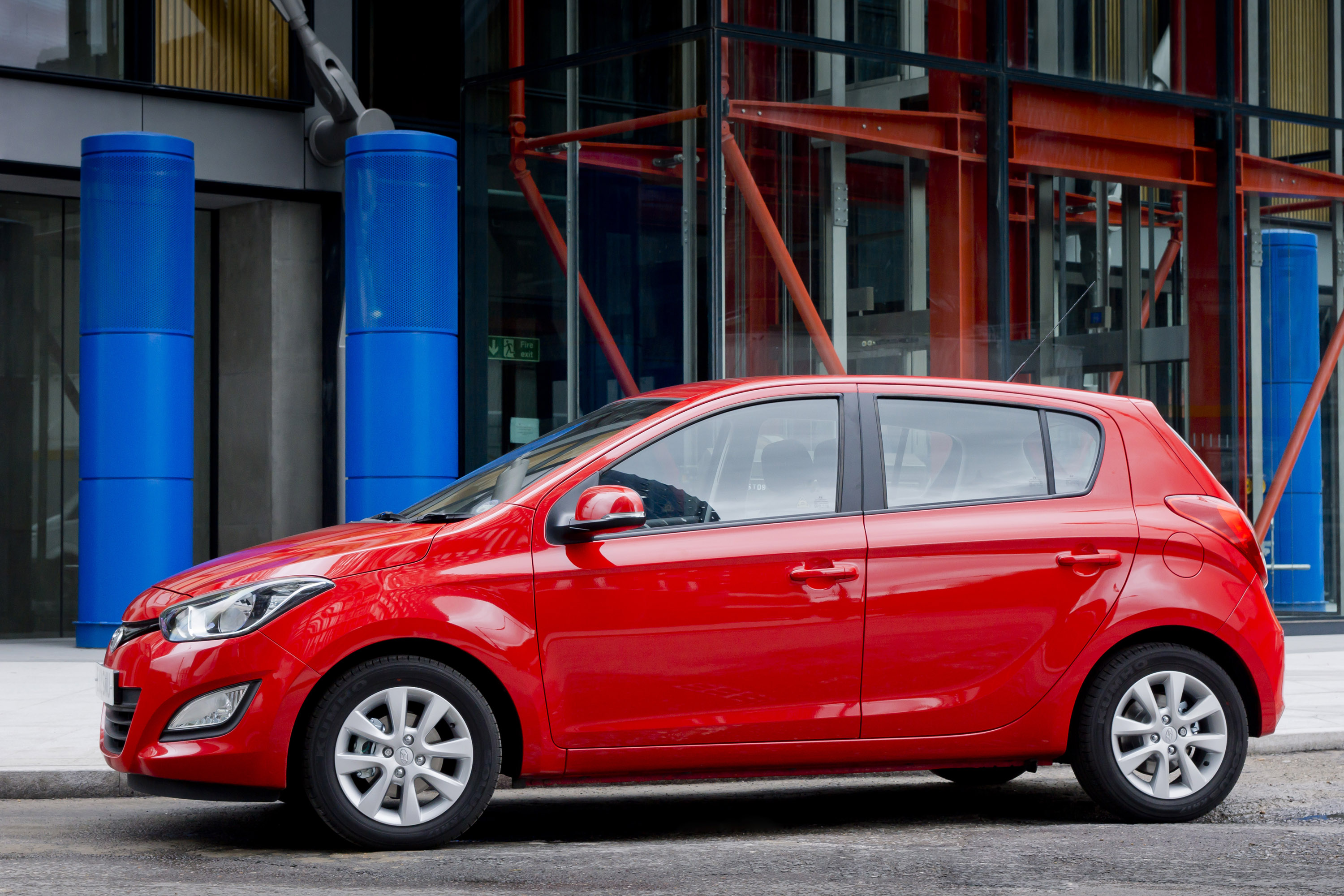 Hyundai i20 photo #17