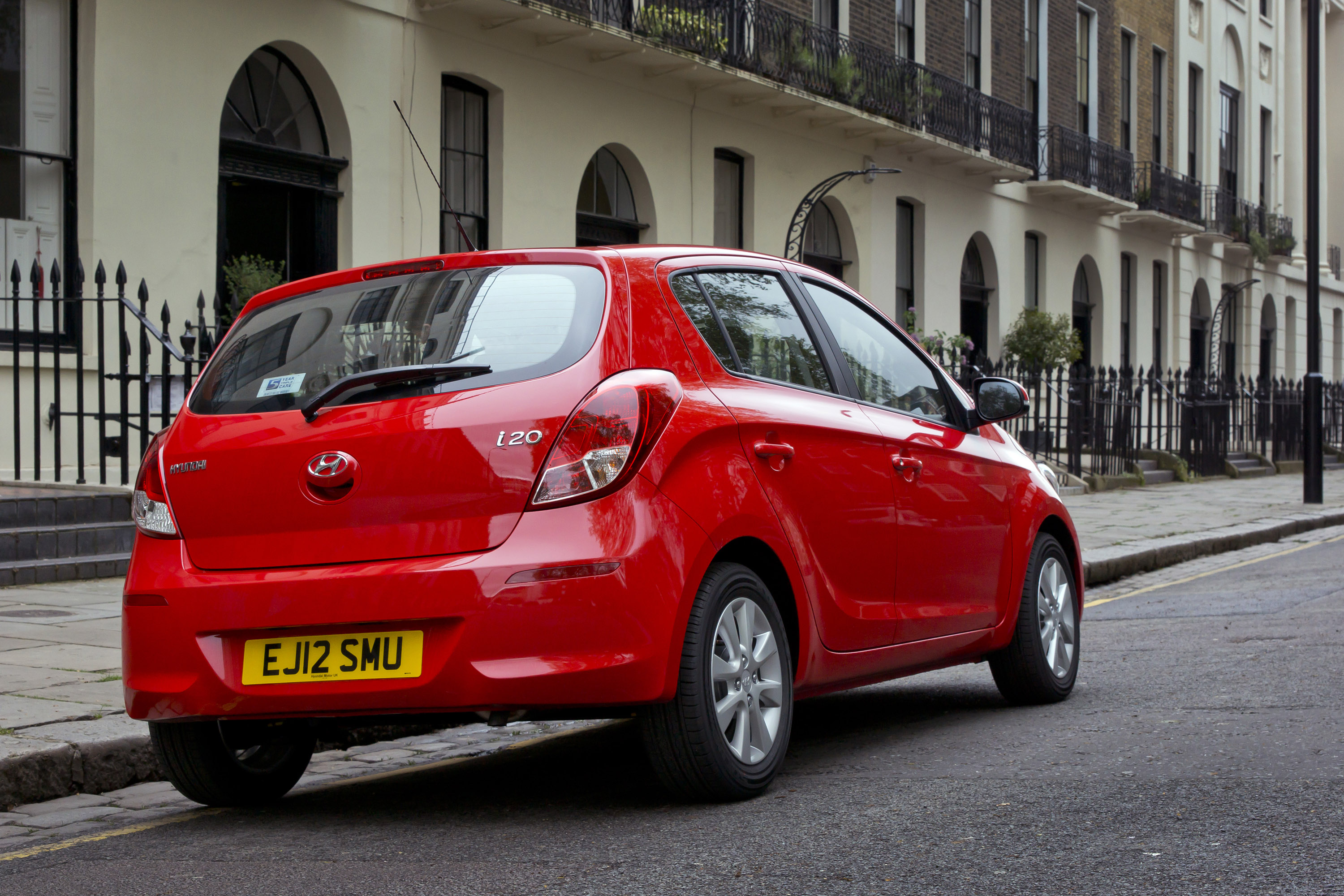 Hyundai i20 photo #33