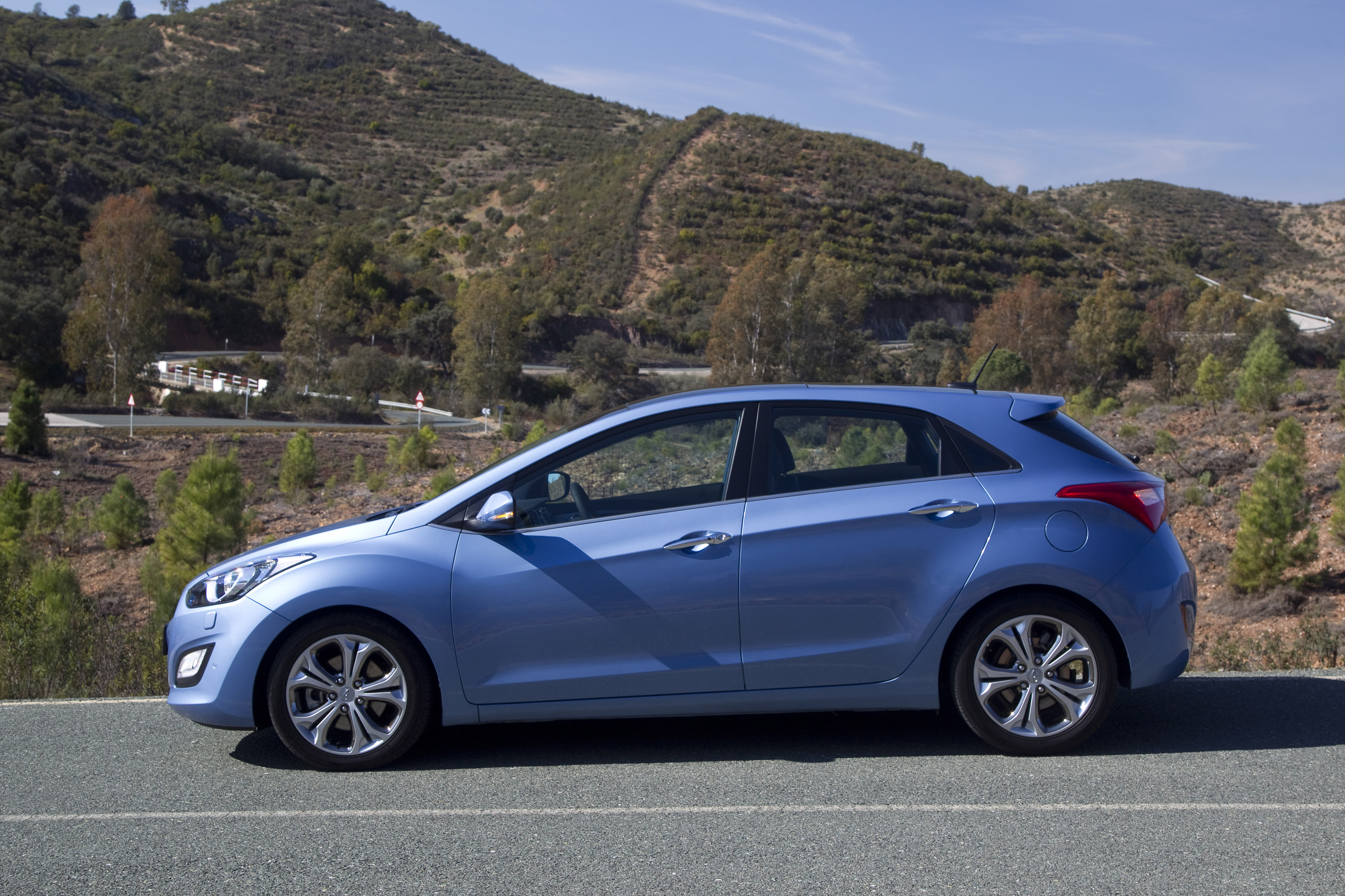 Hyundai i30 photo #17