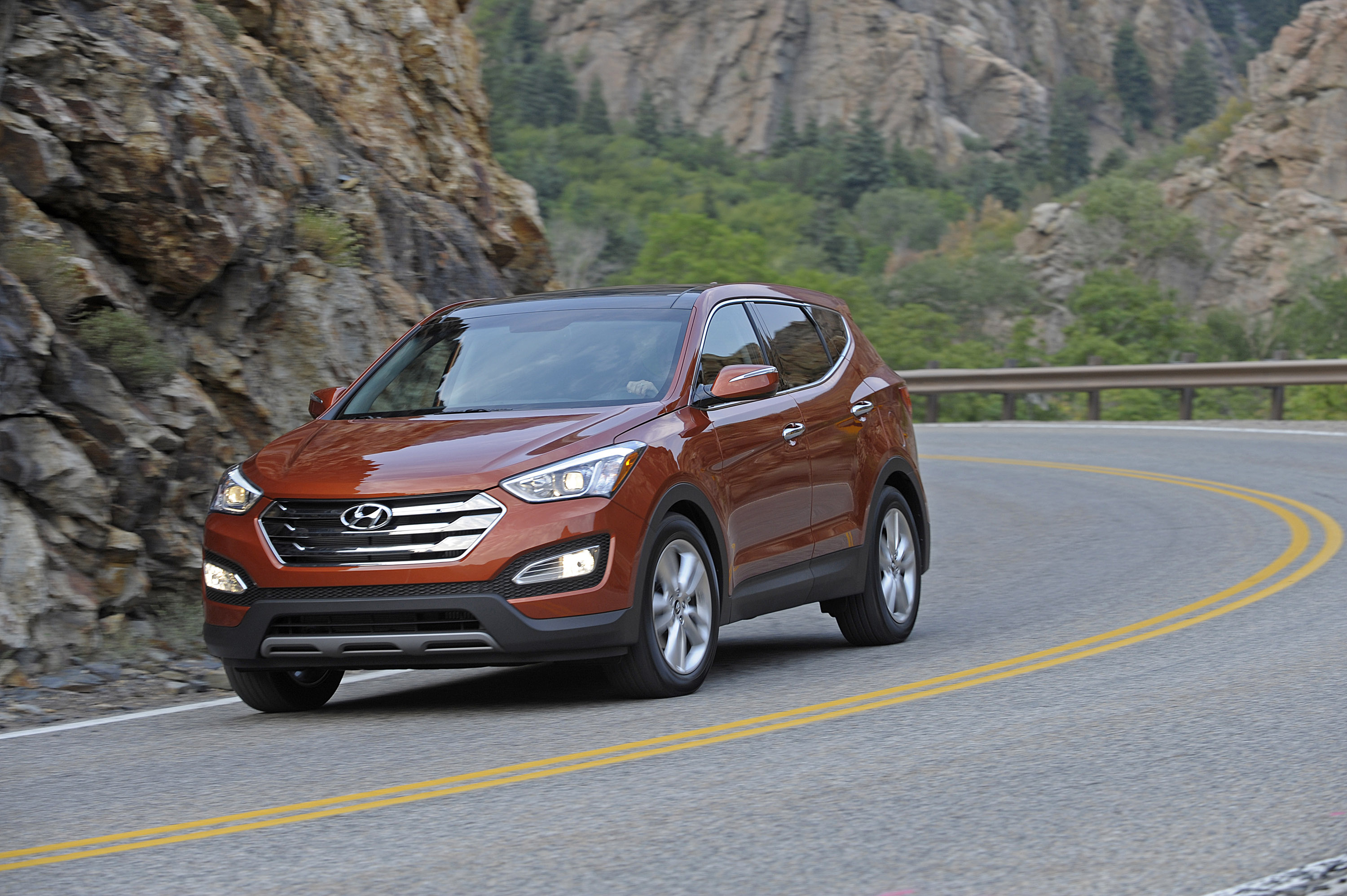Hyundai Santa Fe photo #22