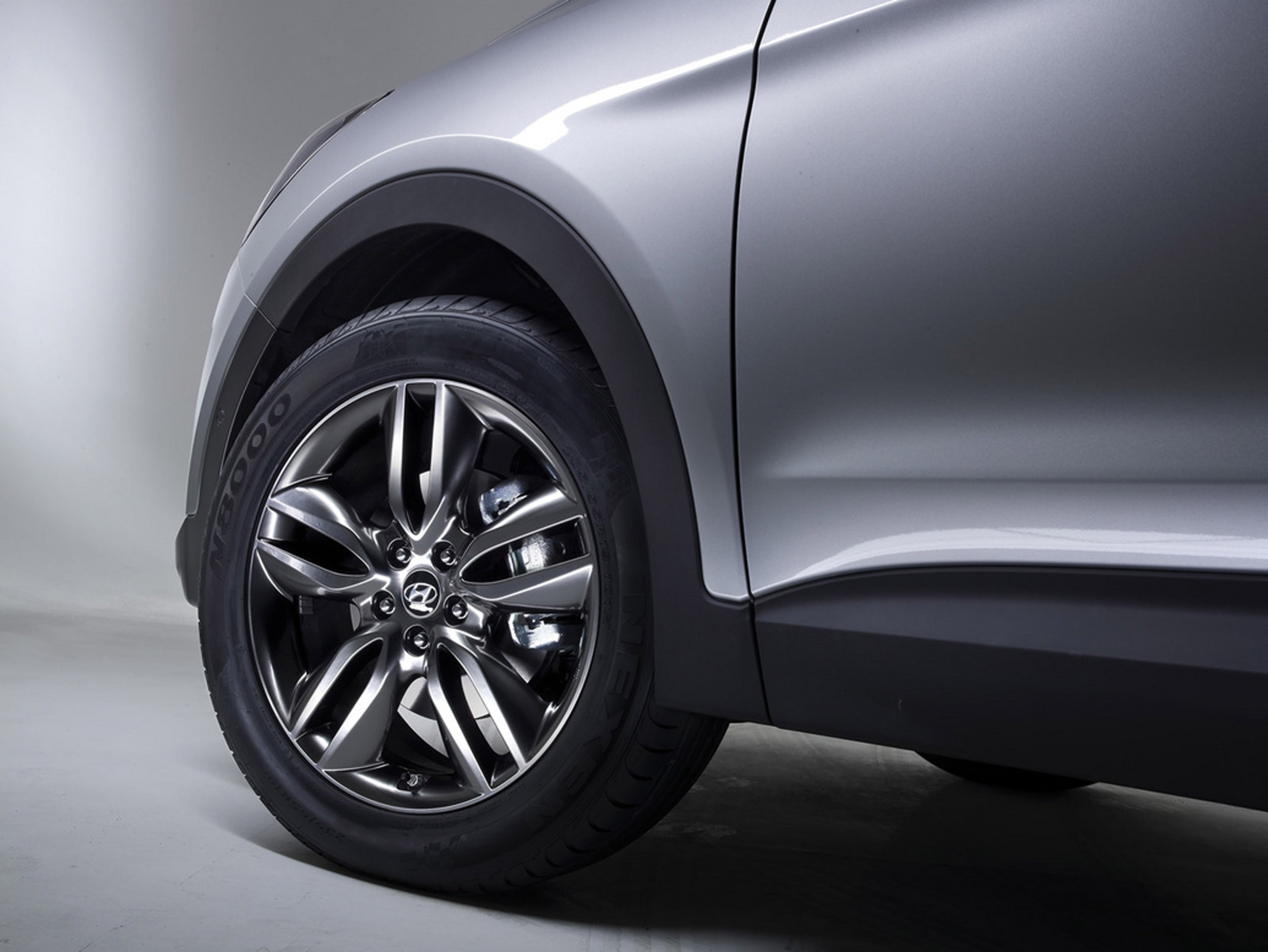 Hyundai Santa Fe photo #32