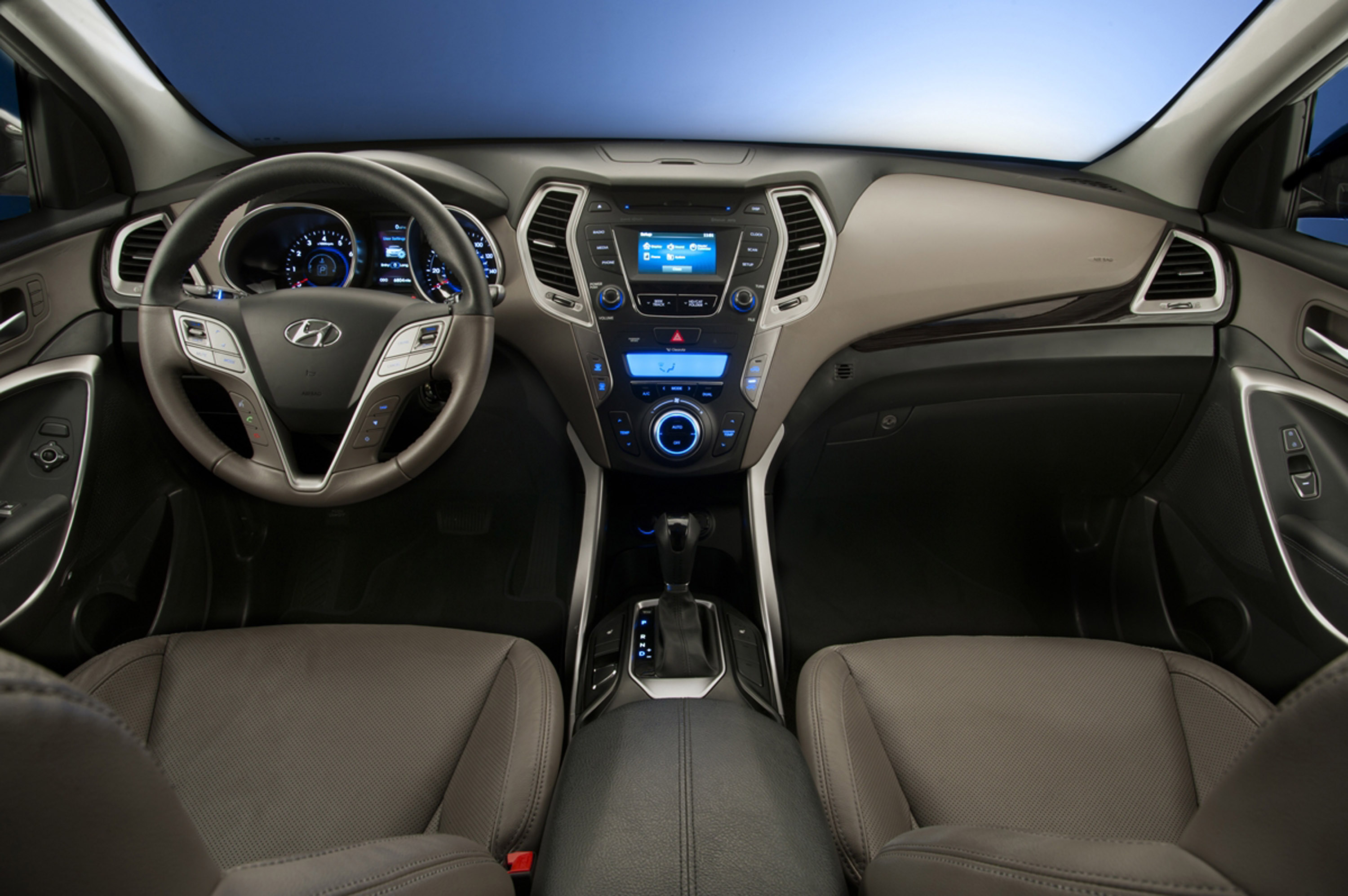 Фе ест. Hyundai Santa Fe 2013. Hyundai Santa Fe 2013 салон. Хендай Санта Фе 2013 года. Хендай Санта Фе 2013 салон.