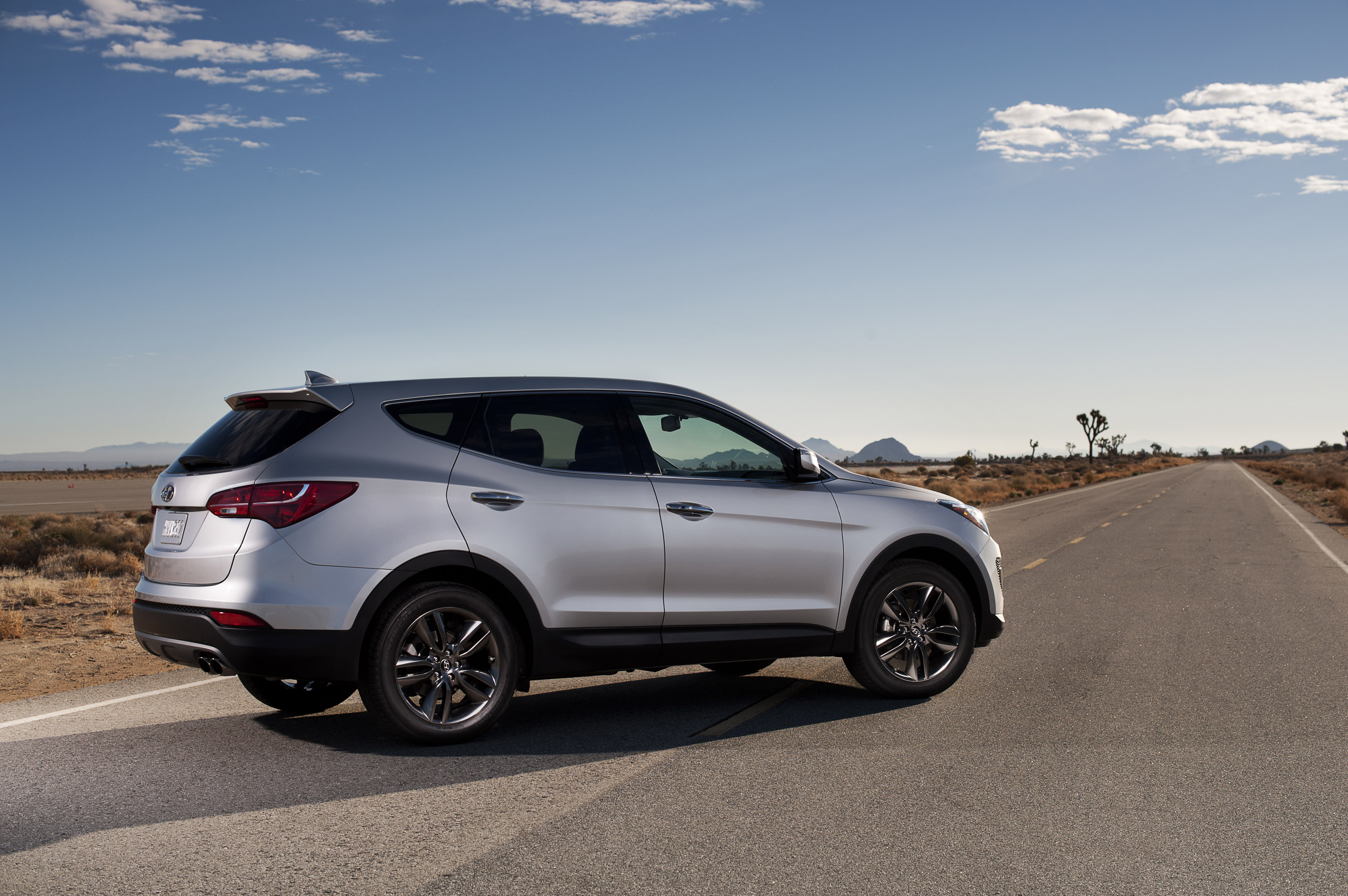 Хенда санта фе. Hyundai Santa Fe. Hyundai Santa Fe 2013. Hyundai Santa Fe Sport 2013. Hyundai Santa Fe 2012.