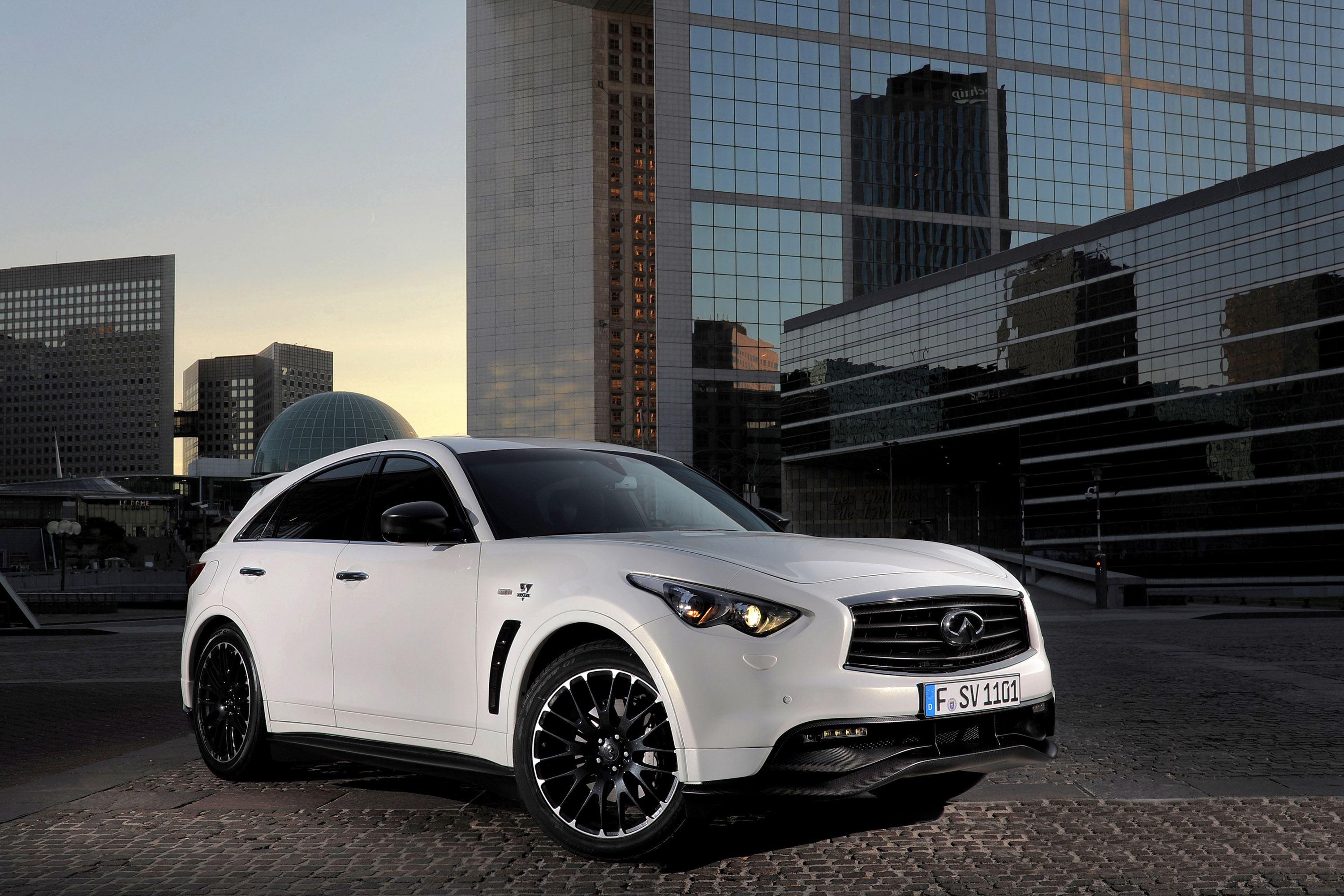 Инфиня. Infiniti qx70 Vettel Edition. Infiniti qx70/FX. Infiniti fx50. Инфинити FX 2022.