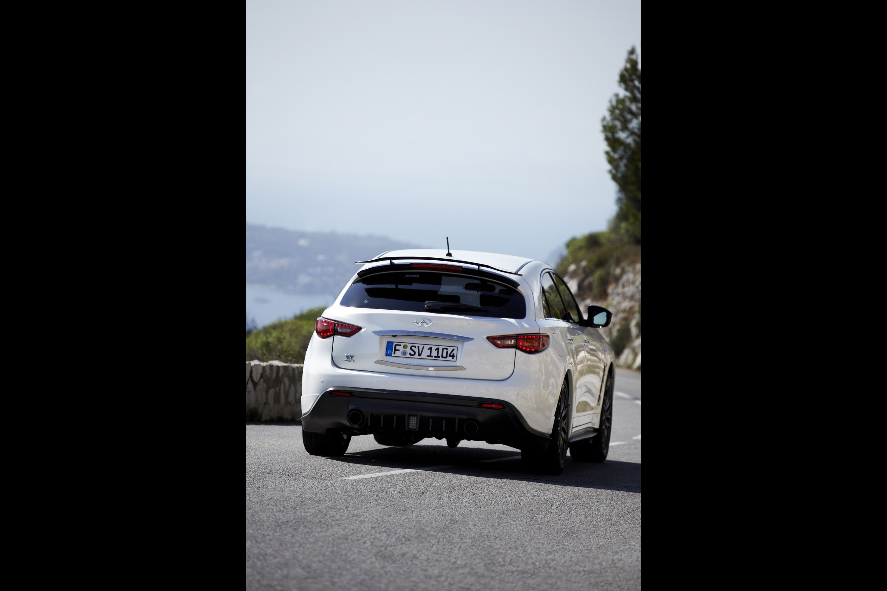 Infiniti FX Vettel Edition photo #31